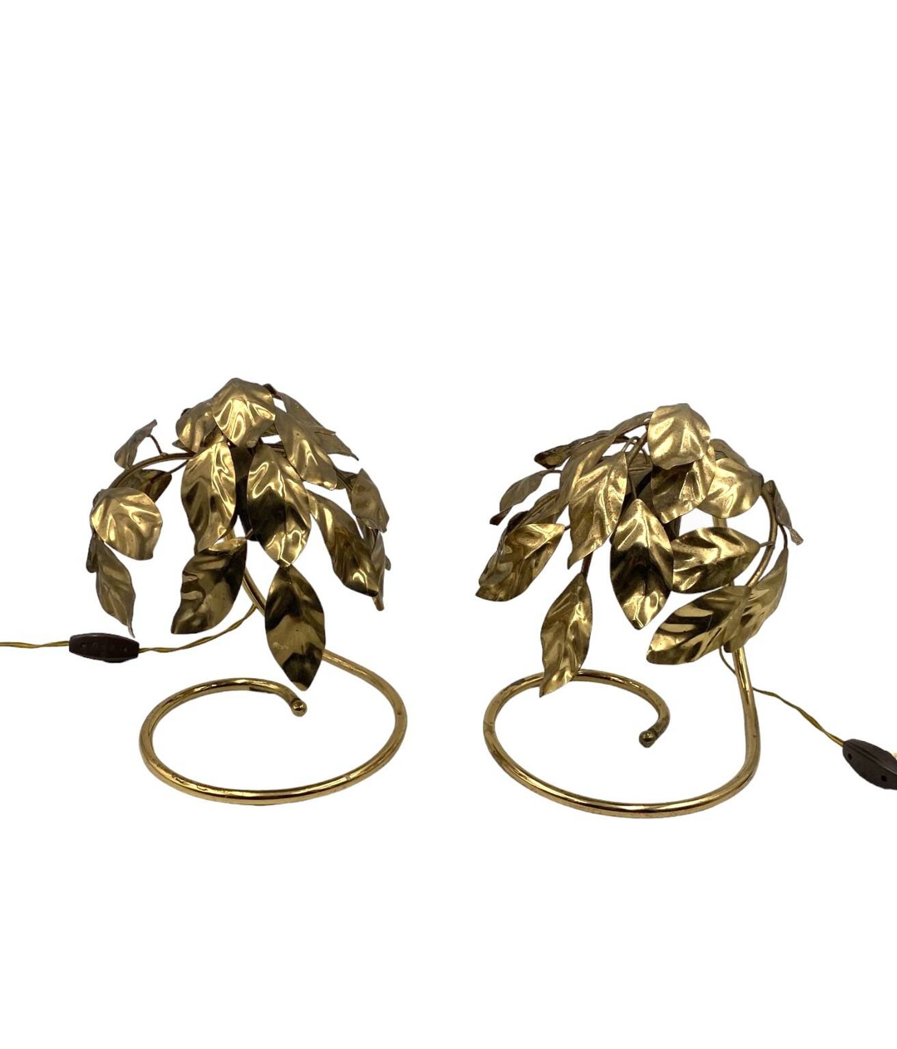 Hollywood regency set of 2 brass leaves table lamps, Bottega Gadda Italy, 1970s