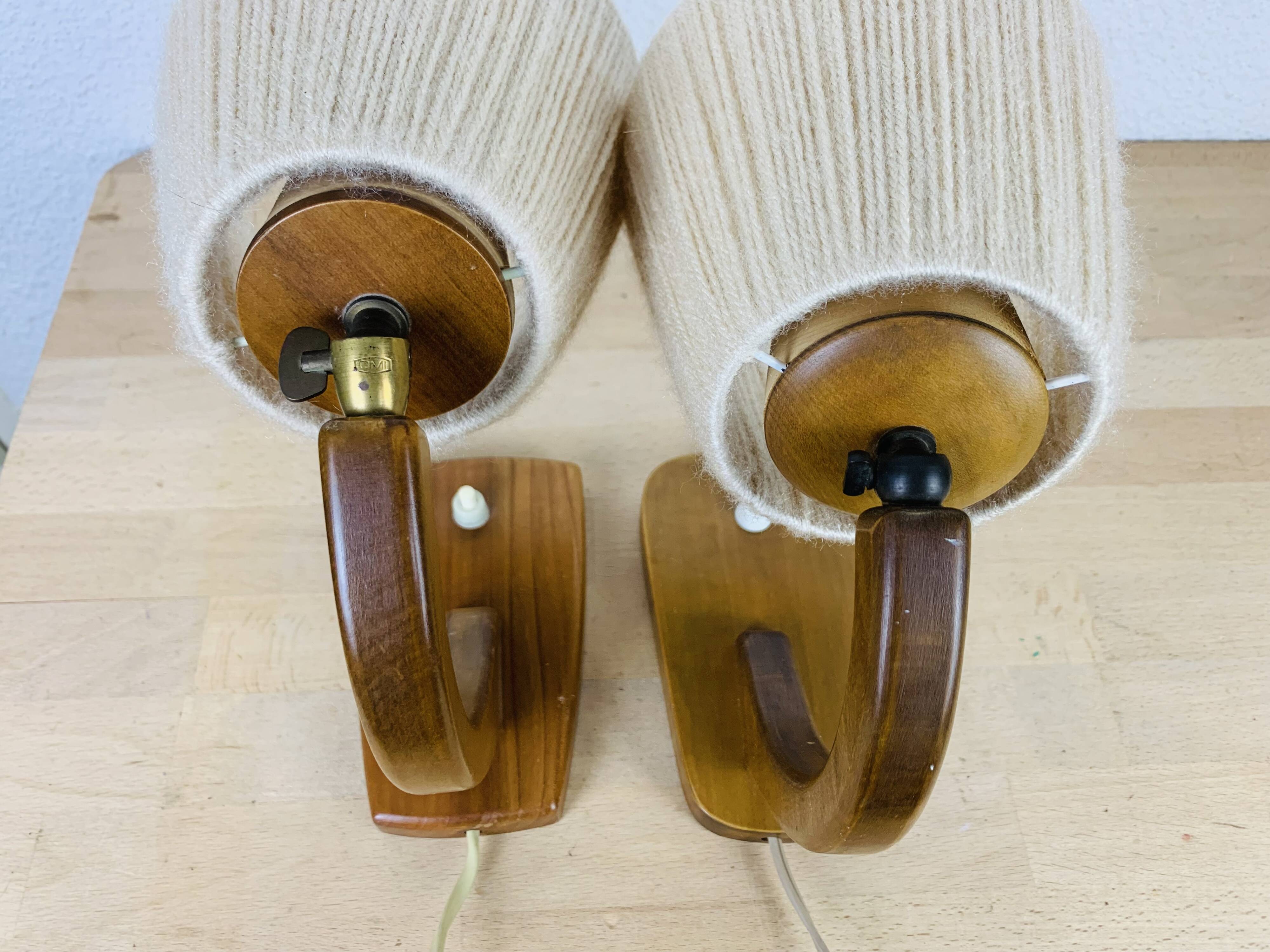 Paire de lampes art déco bois courbé et laine