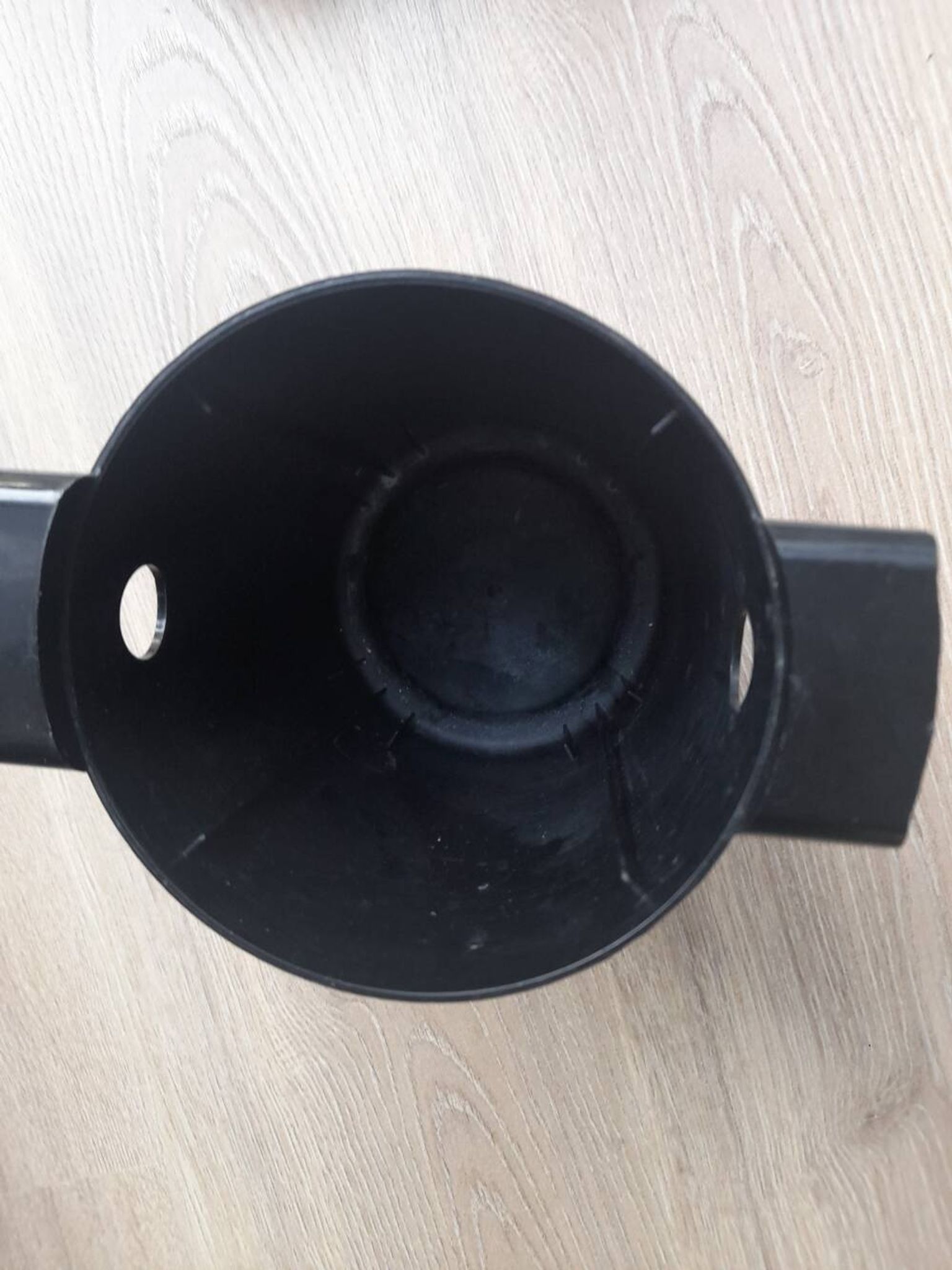Long-lasting bottle cooler bucket