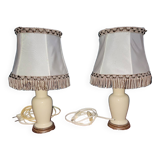 2 vintage bedside lamps