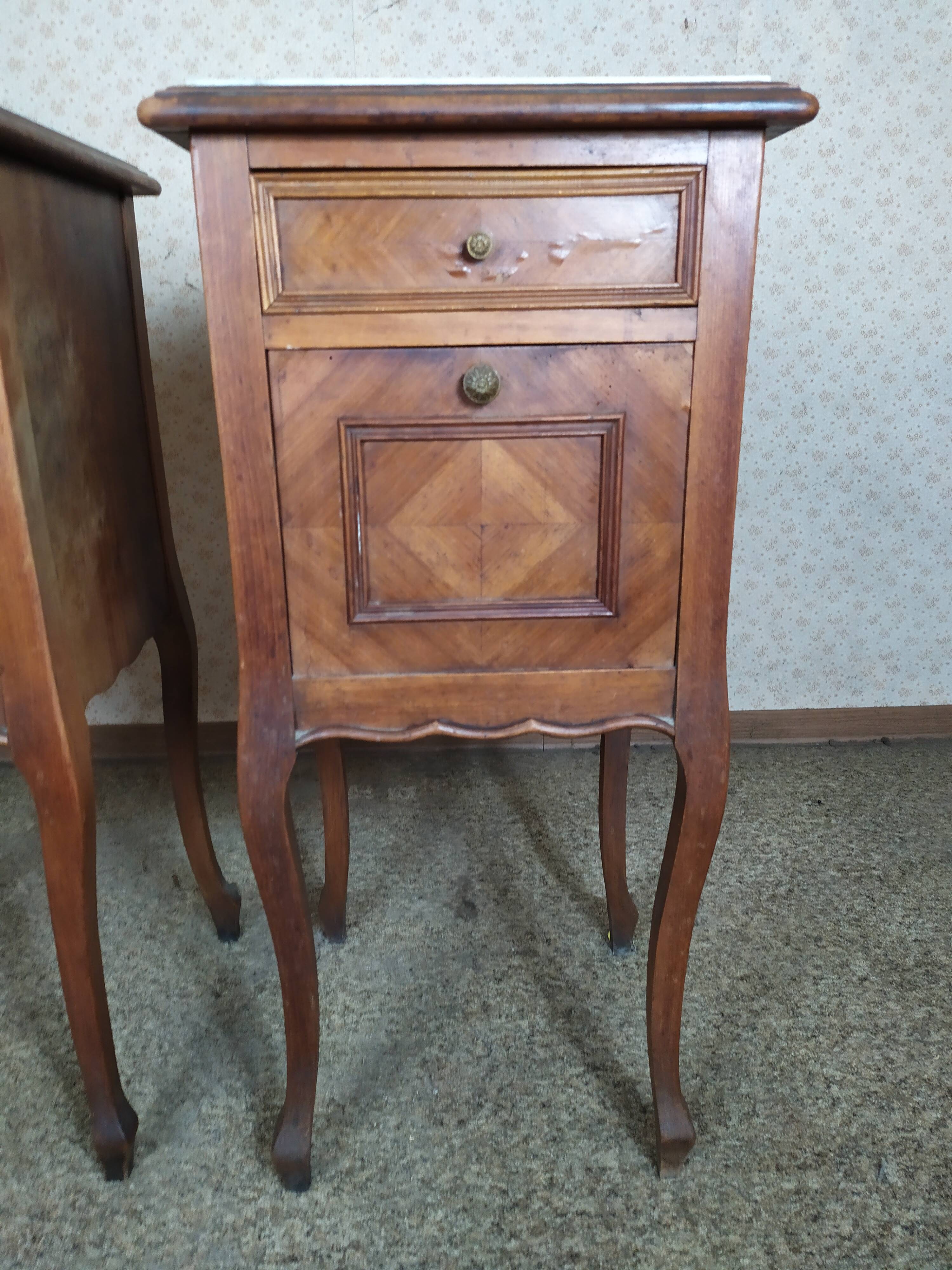 Set of 2 bedside tables Louis XV style