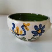Ceramic soup bowl with blue flower decoration – handmade