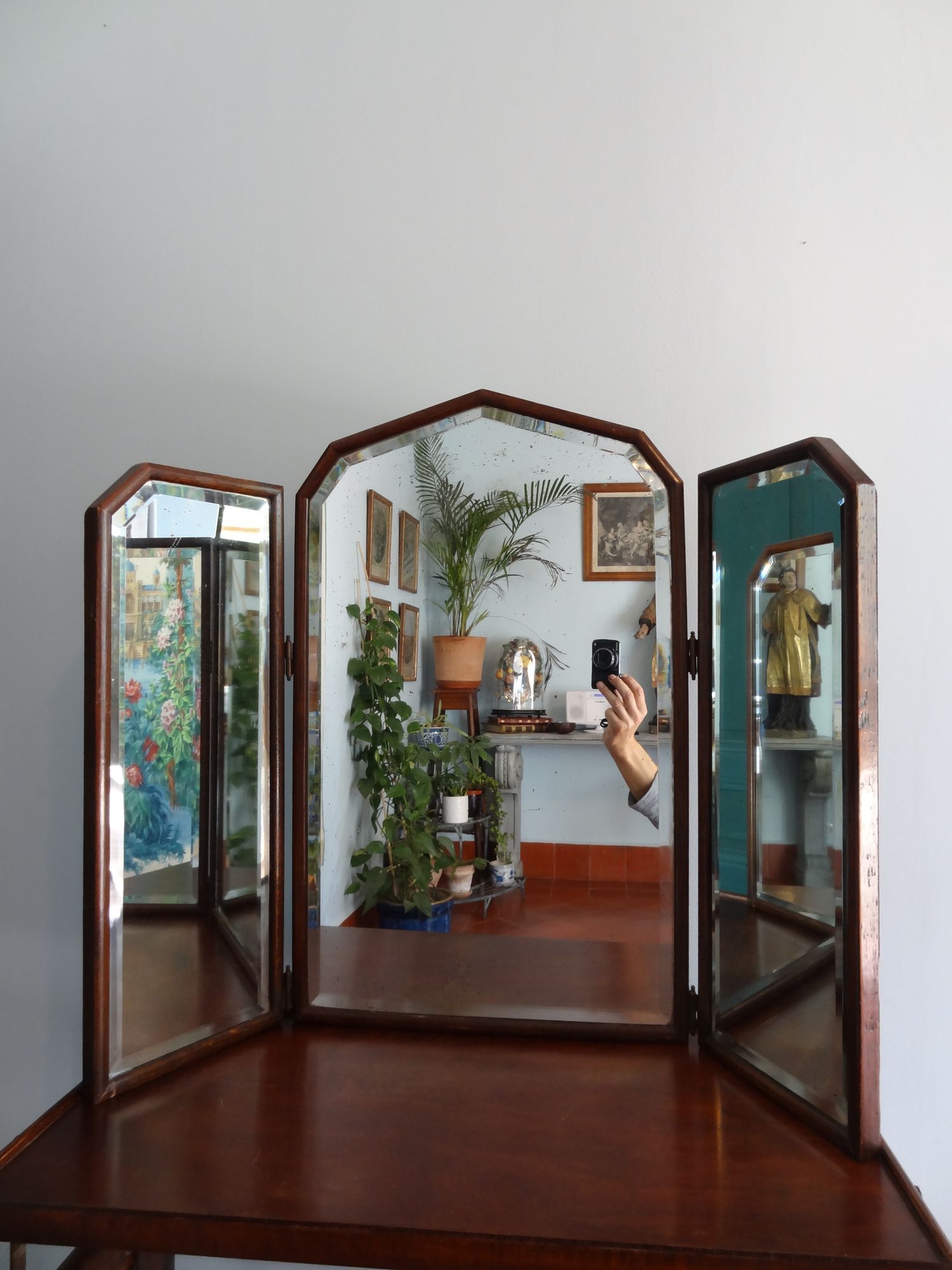 Triptych mirror 1900 with beveled mirrors, 88/42 x 68 cm