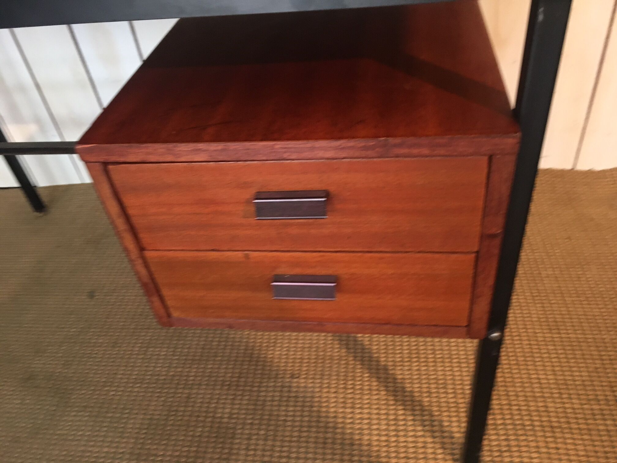Bureau des années 50