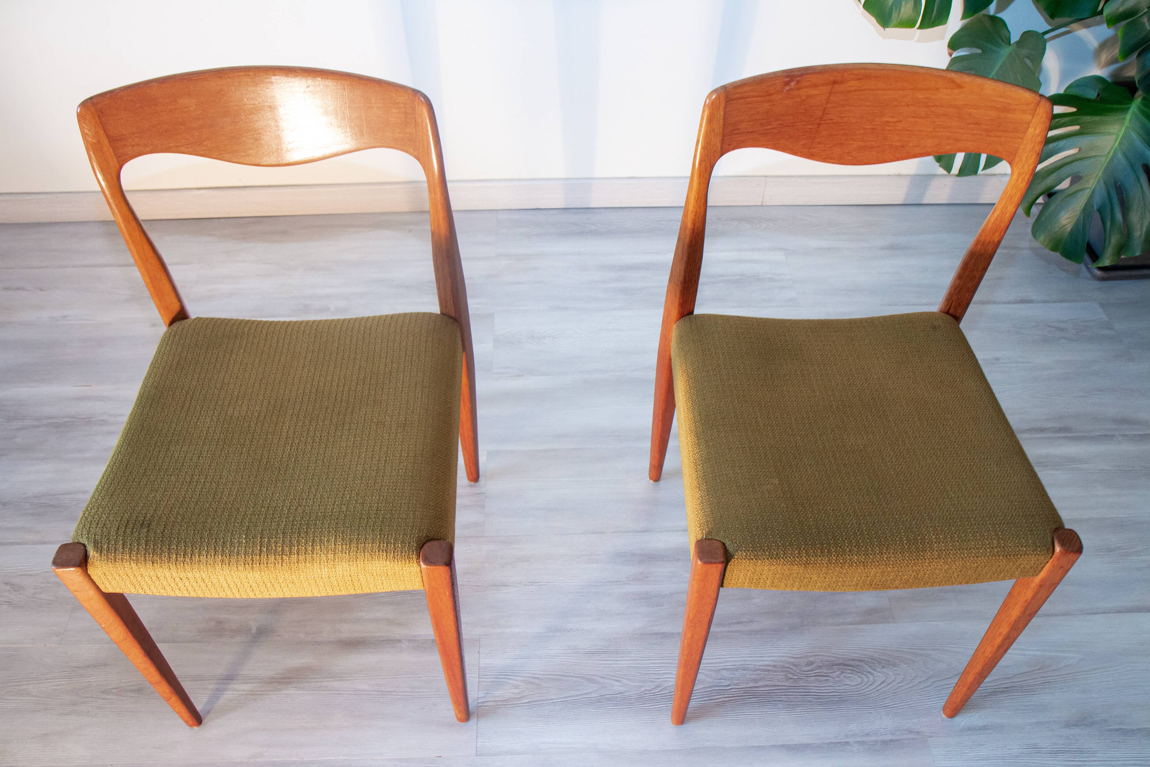Scandinavian chair from the 1960s in the style of Niels Otto Møller.