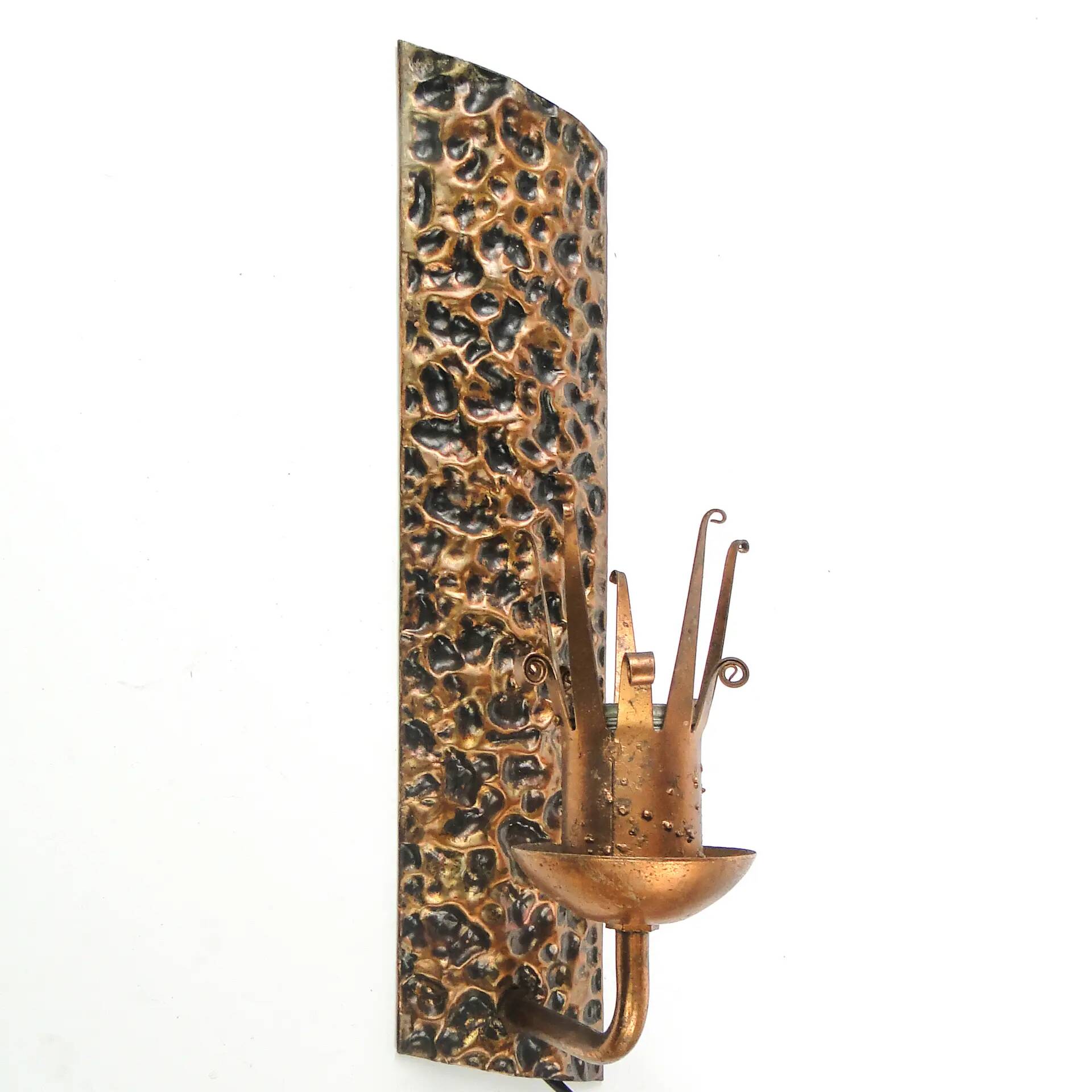 Wall lamp, postmodernism brutalism, hammered copper, Poland, 1970s