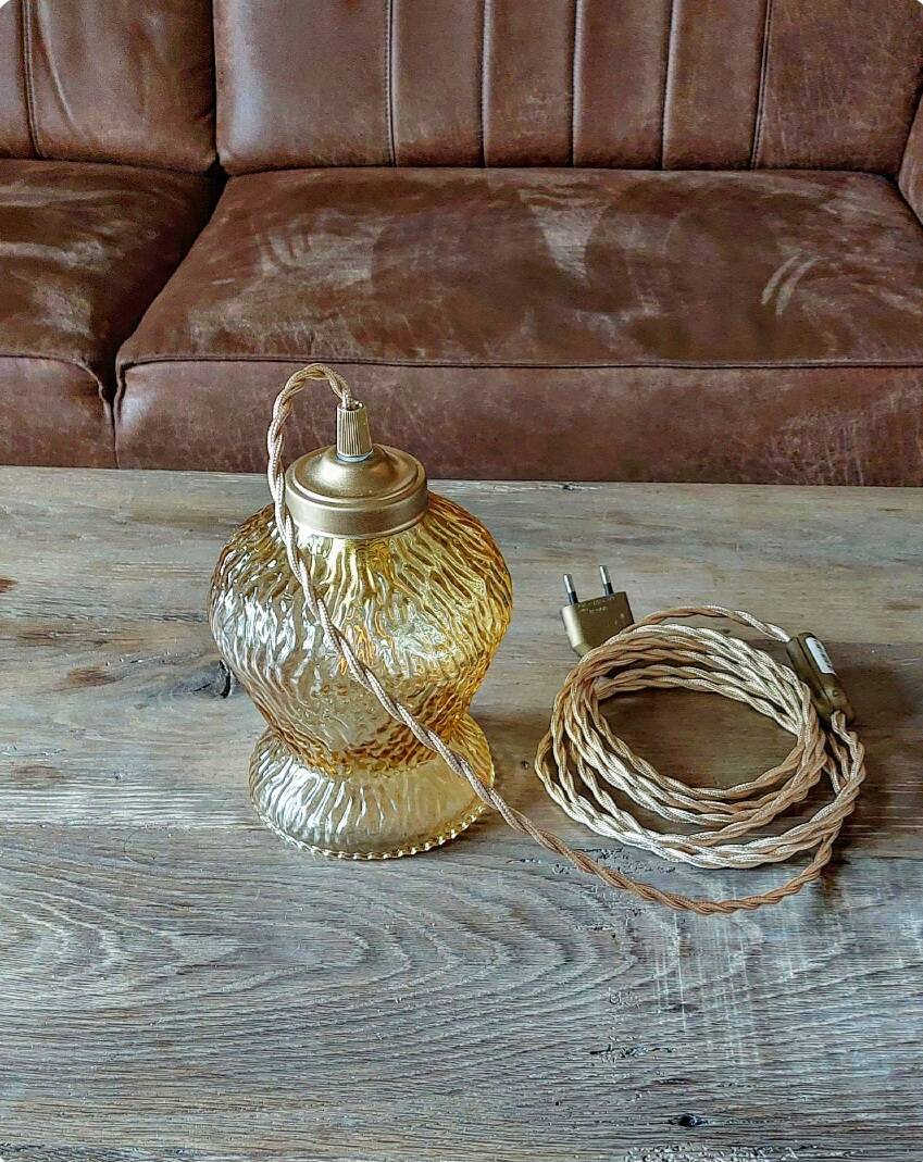 Vintage amber portable lamp