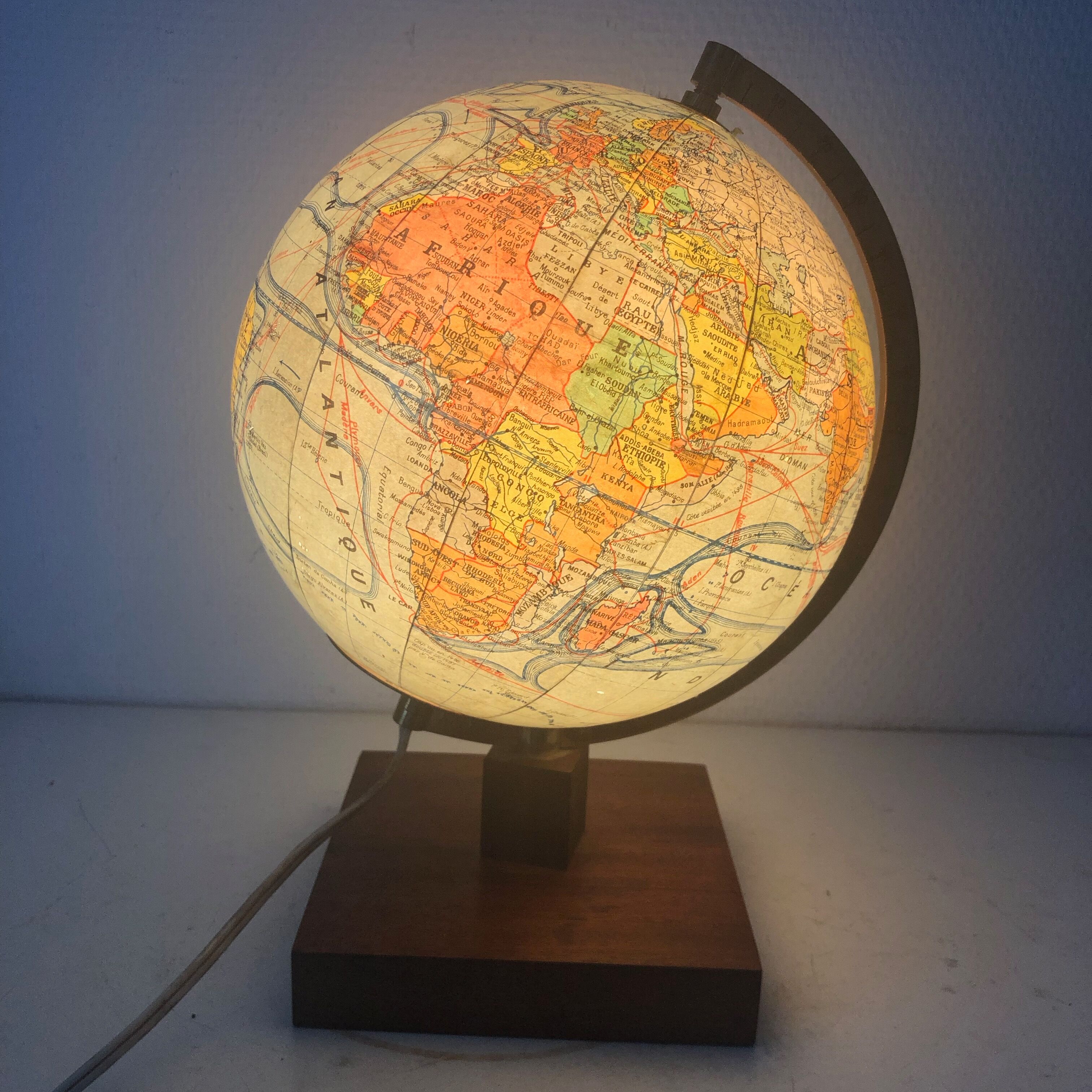 Globe terrestre girard barrère verre vintage 1960