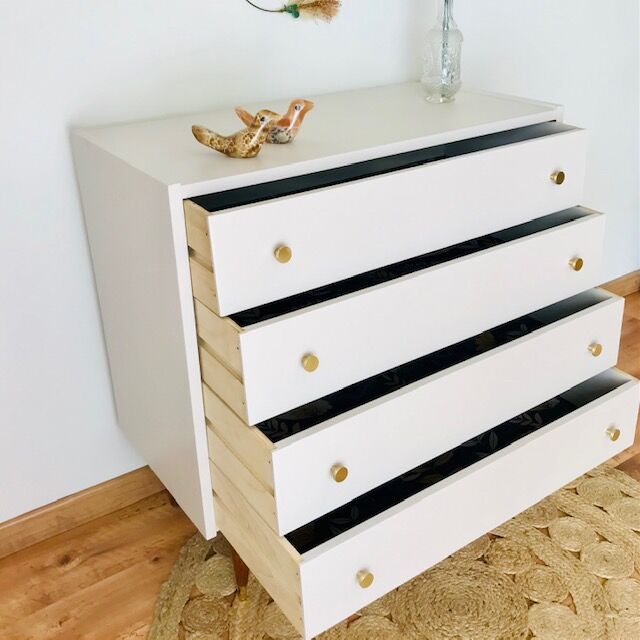 Vintage dresser