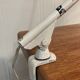 Paire de grandes lampes industrielles modulables 1950.