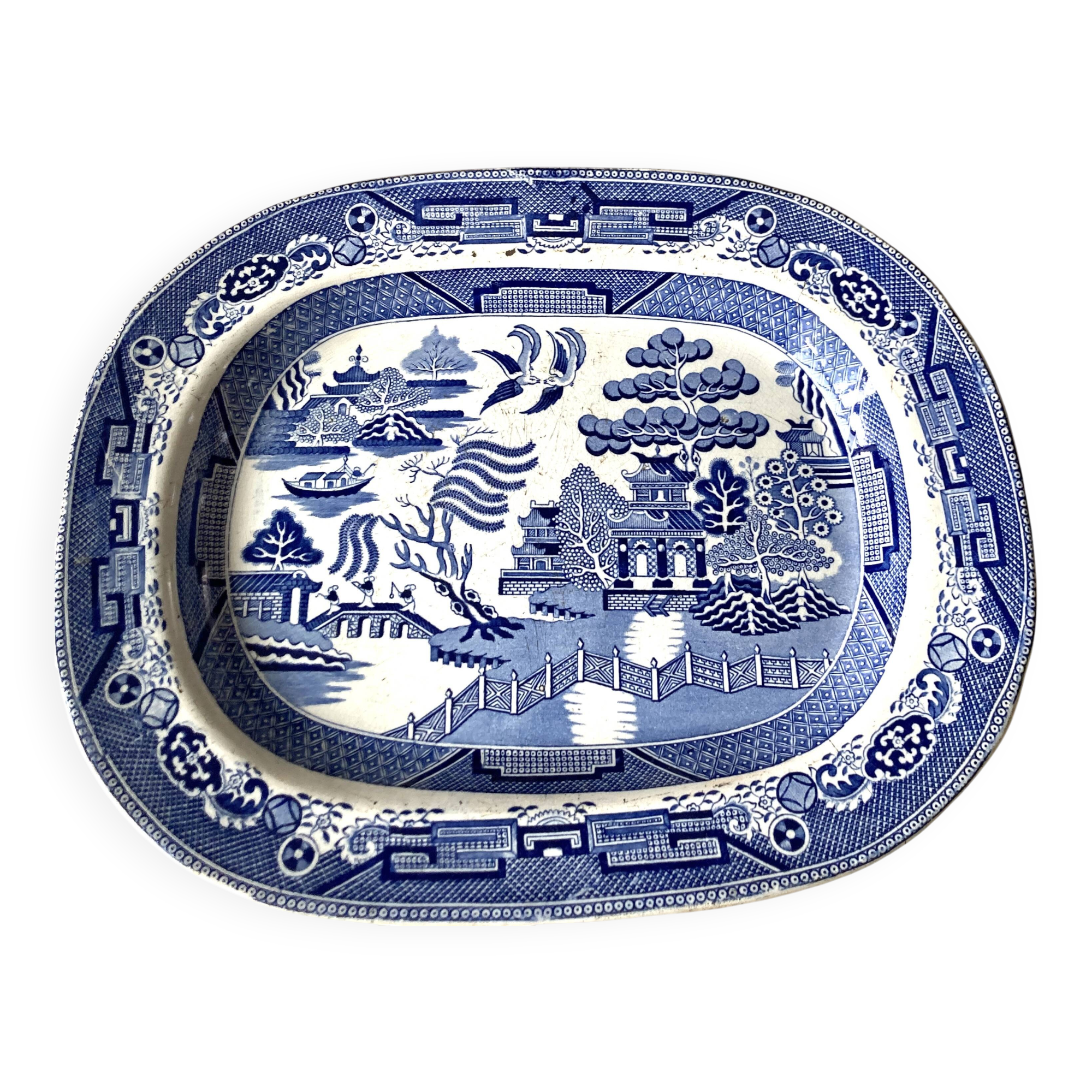 Large English Staffordshire Earthenware Dish in Blue and White Willow, Late 19th Century