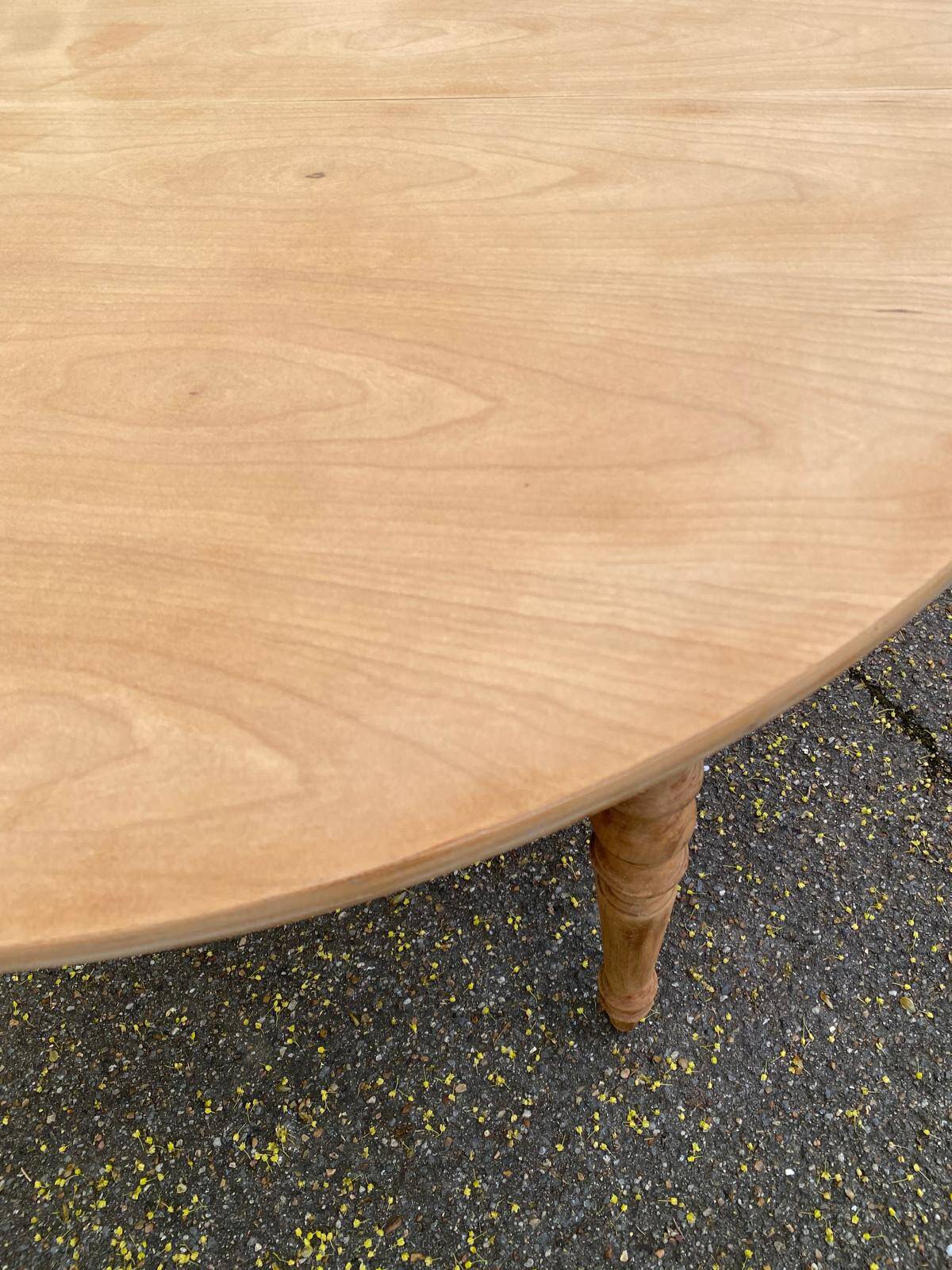 Renovated Louis Philippe round extendable dining table 115-2215cm 20th century