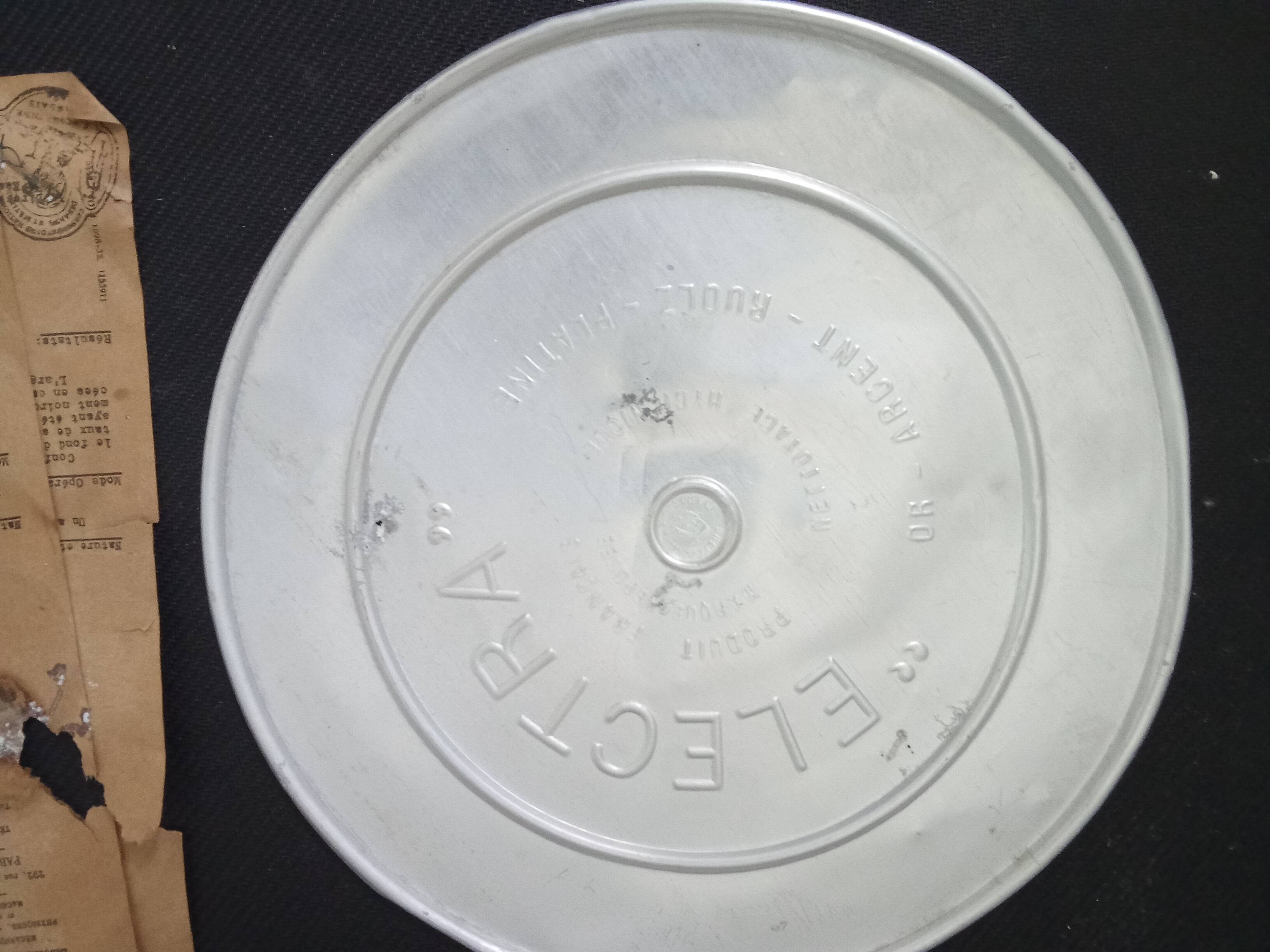 200 pieces of Russian silverware (spoons, forks and knives).