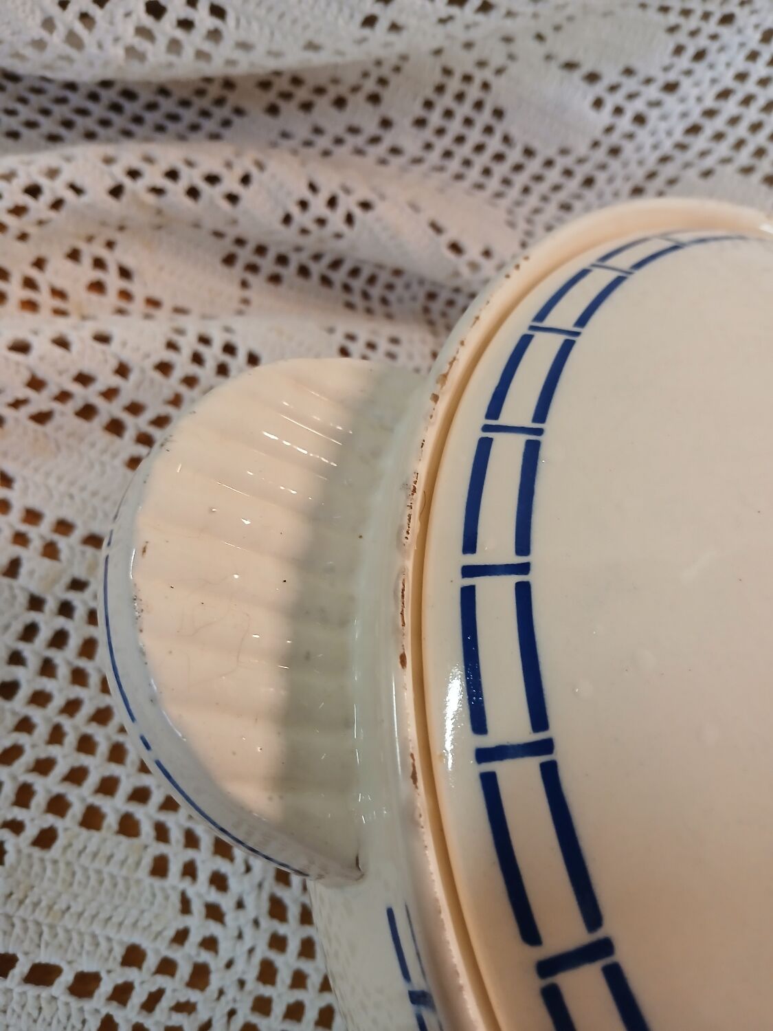 Antique soup tureen Badonviller