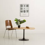 Coffee table in squircle format