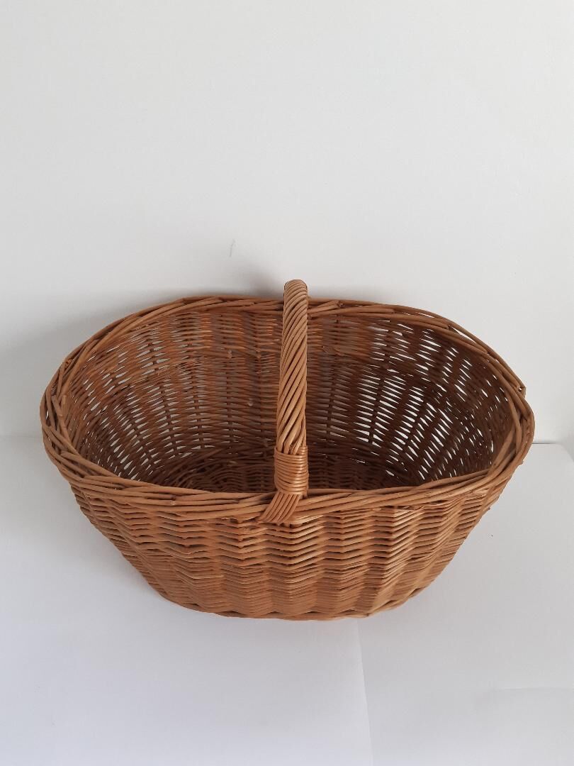 Wicker basket