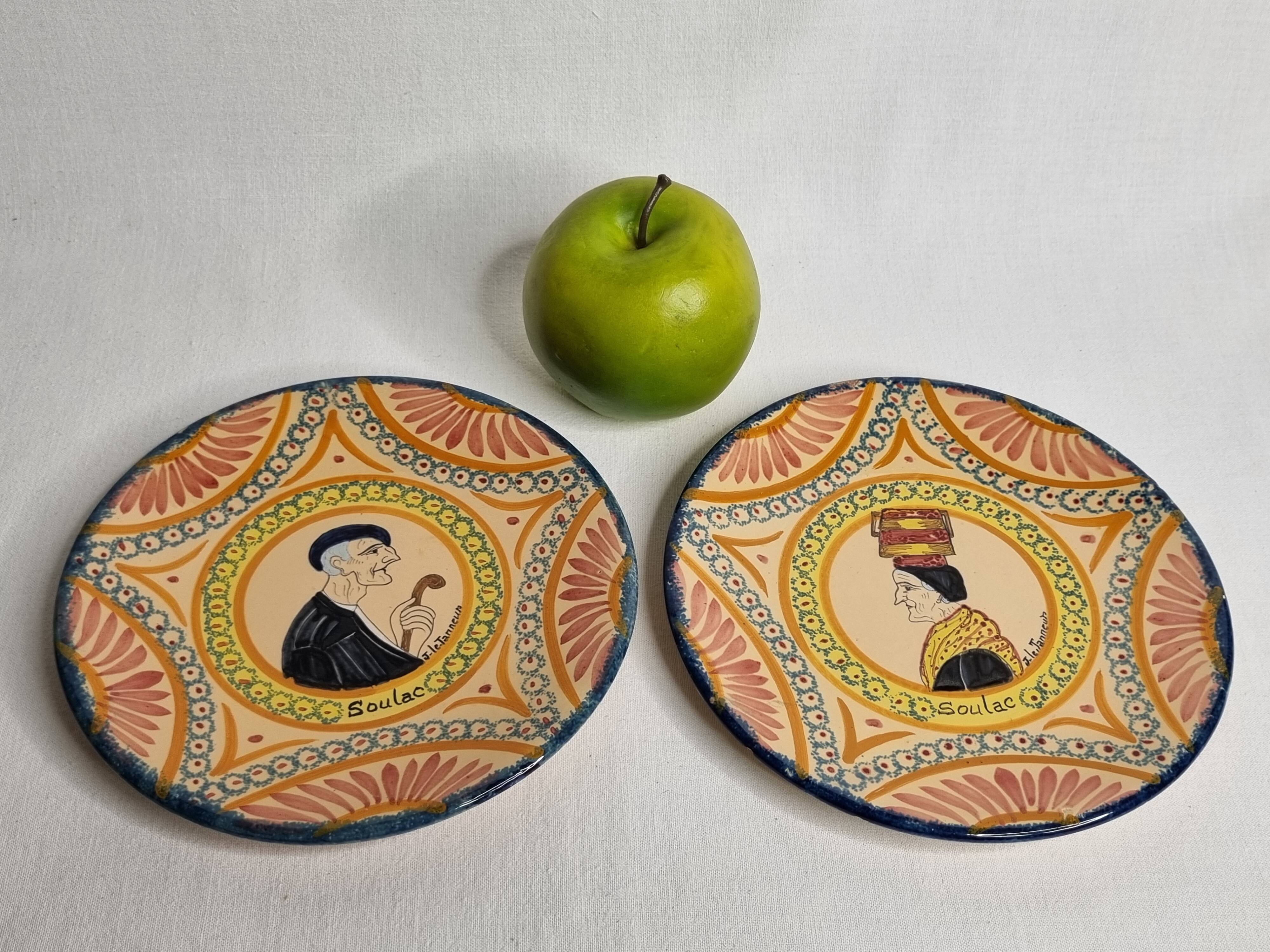 Pair of Henriot Quimper plates, Soulac decoration, signed, 1973, 18 cm