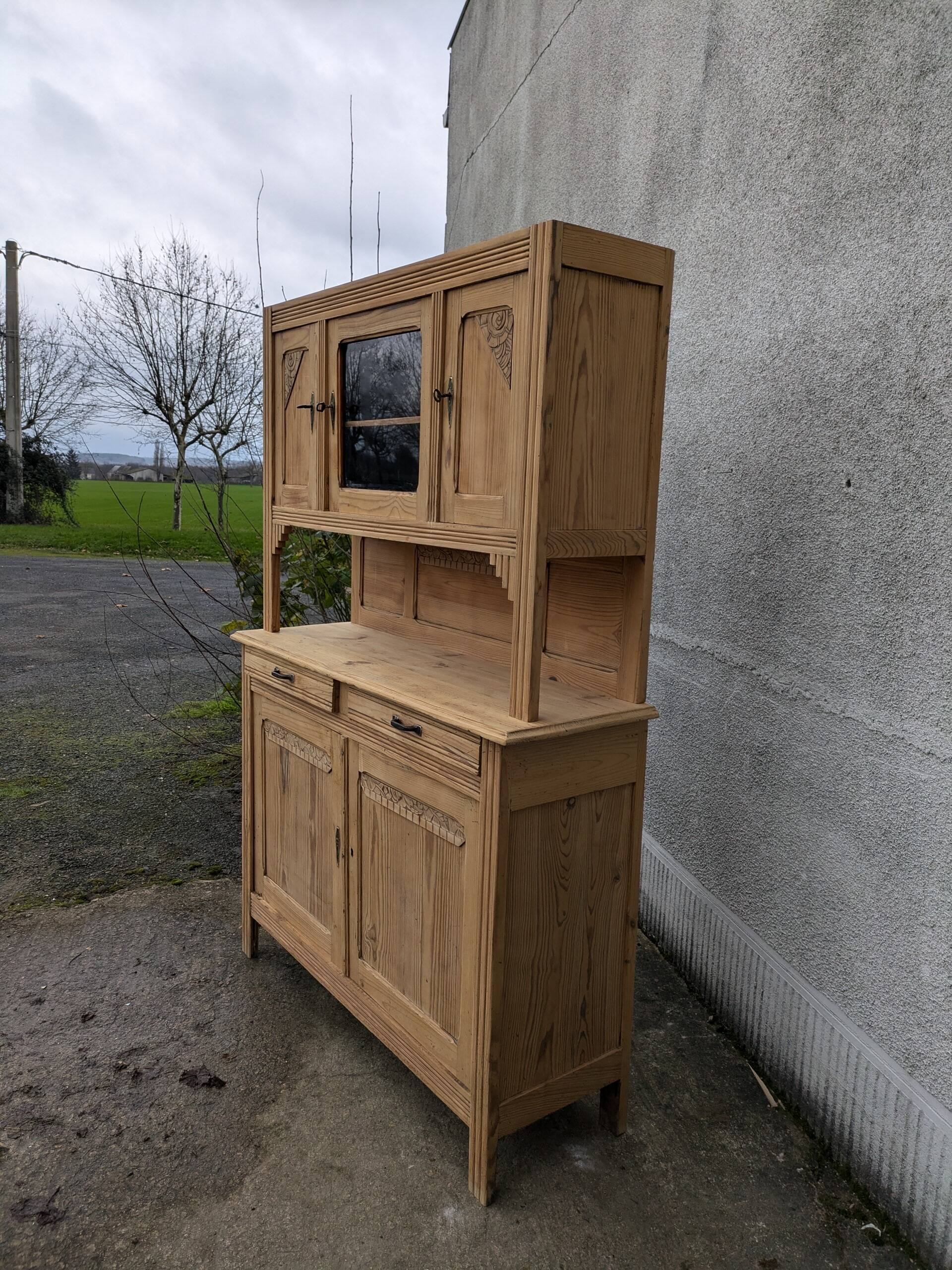 Two-body sideboard, dresser