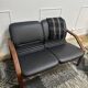 Salon design en cuir noir