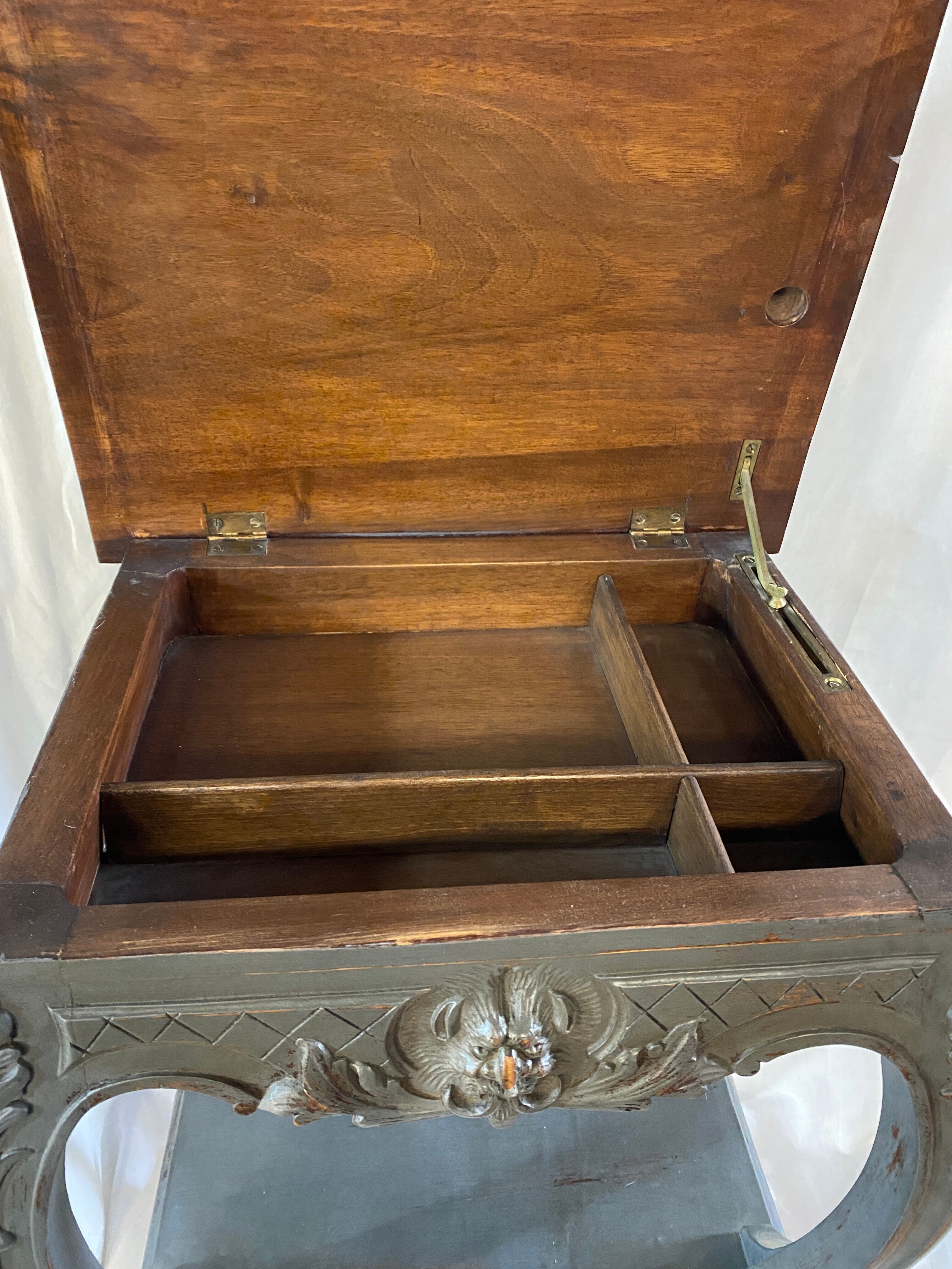 Napoleon Iii patinated worker