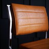 Pair of 70s design chairs