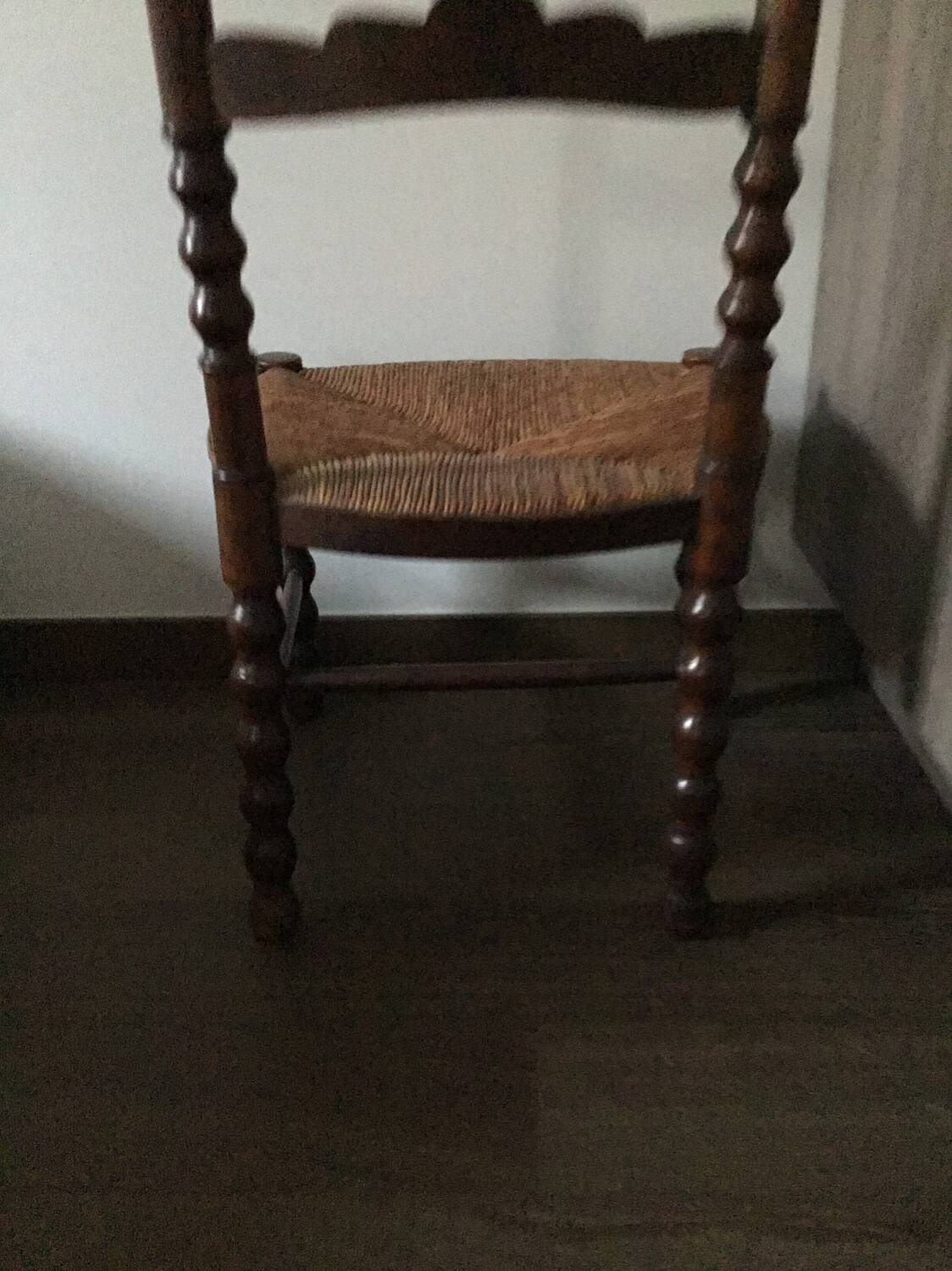 Nursing chair