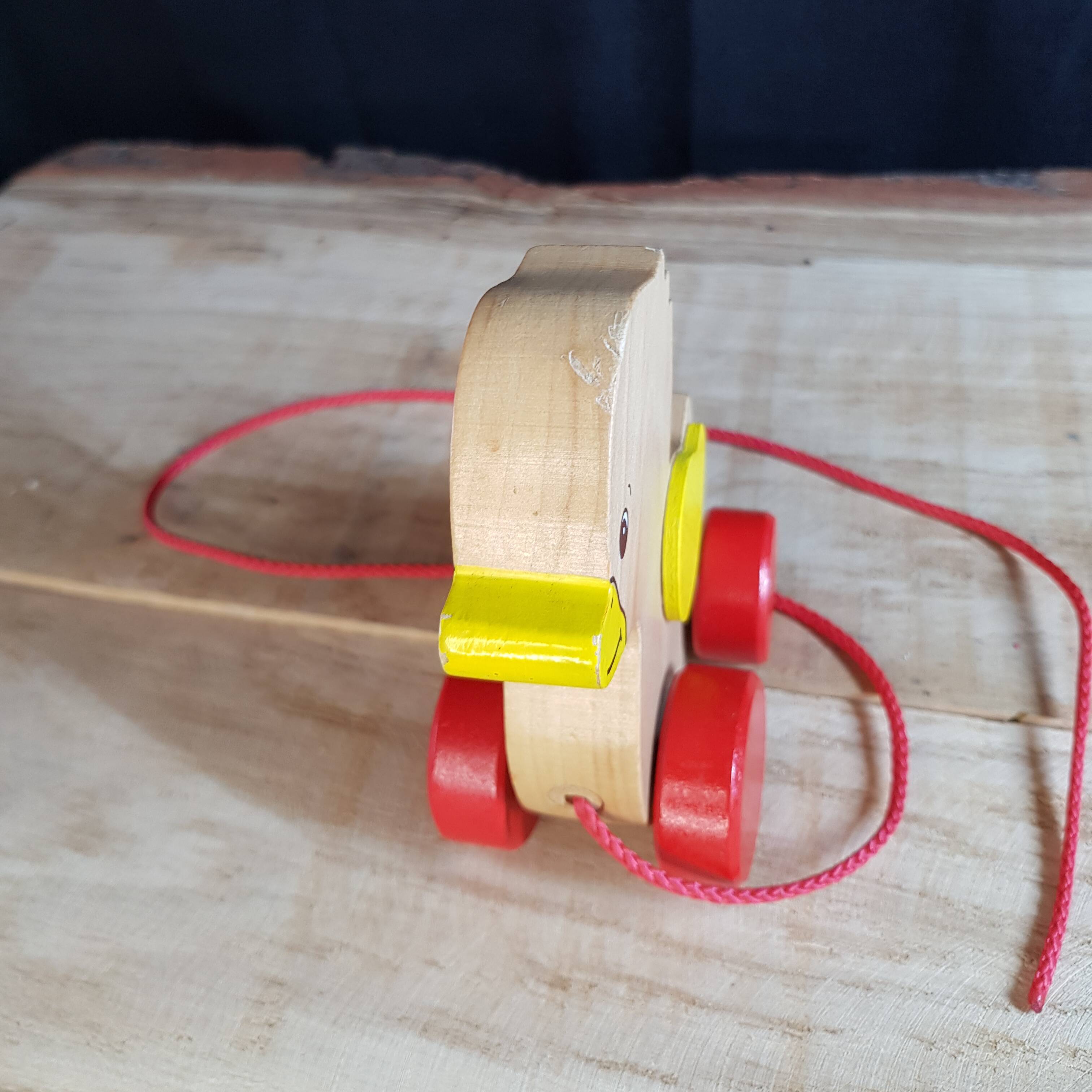 Wooden duck to pull
