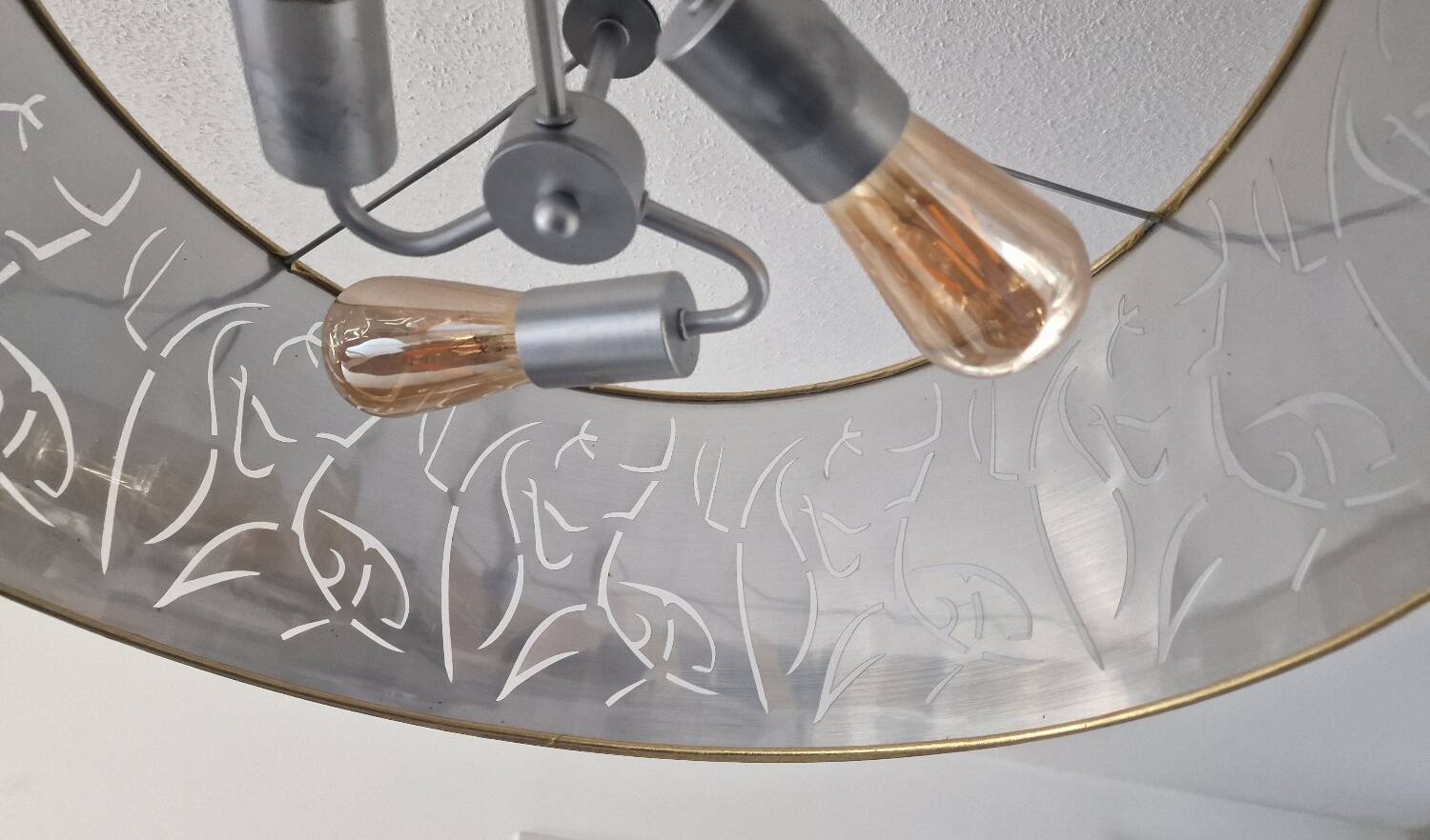 Taxos round pendant light