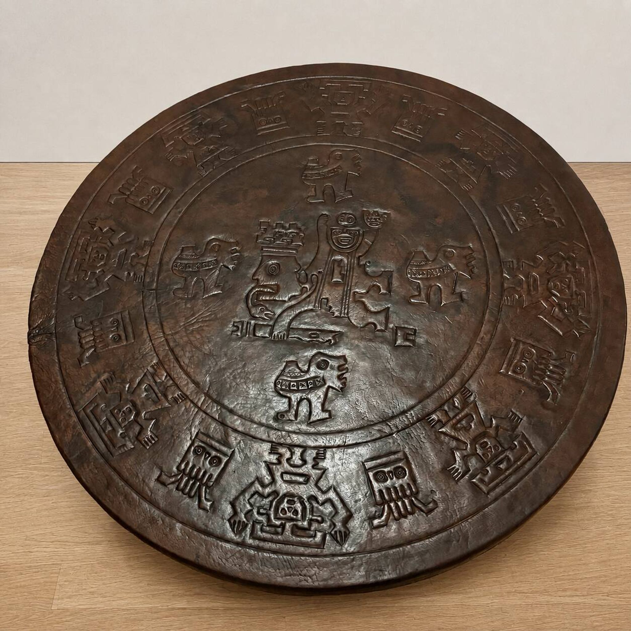 Table basse en cuir Angel Pazmino