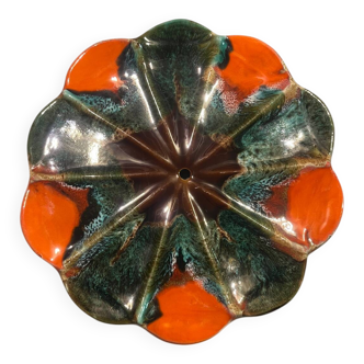 Plate signed Vallauris