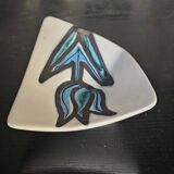 CAPRON - Small Trilobed Cup with Blue Tulip Decor M13