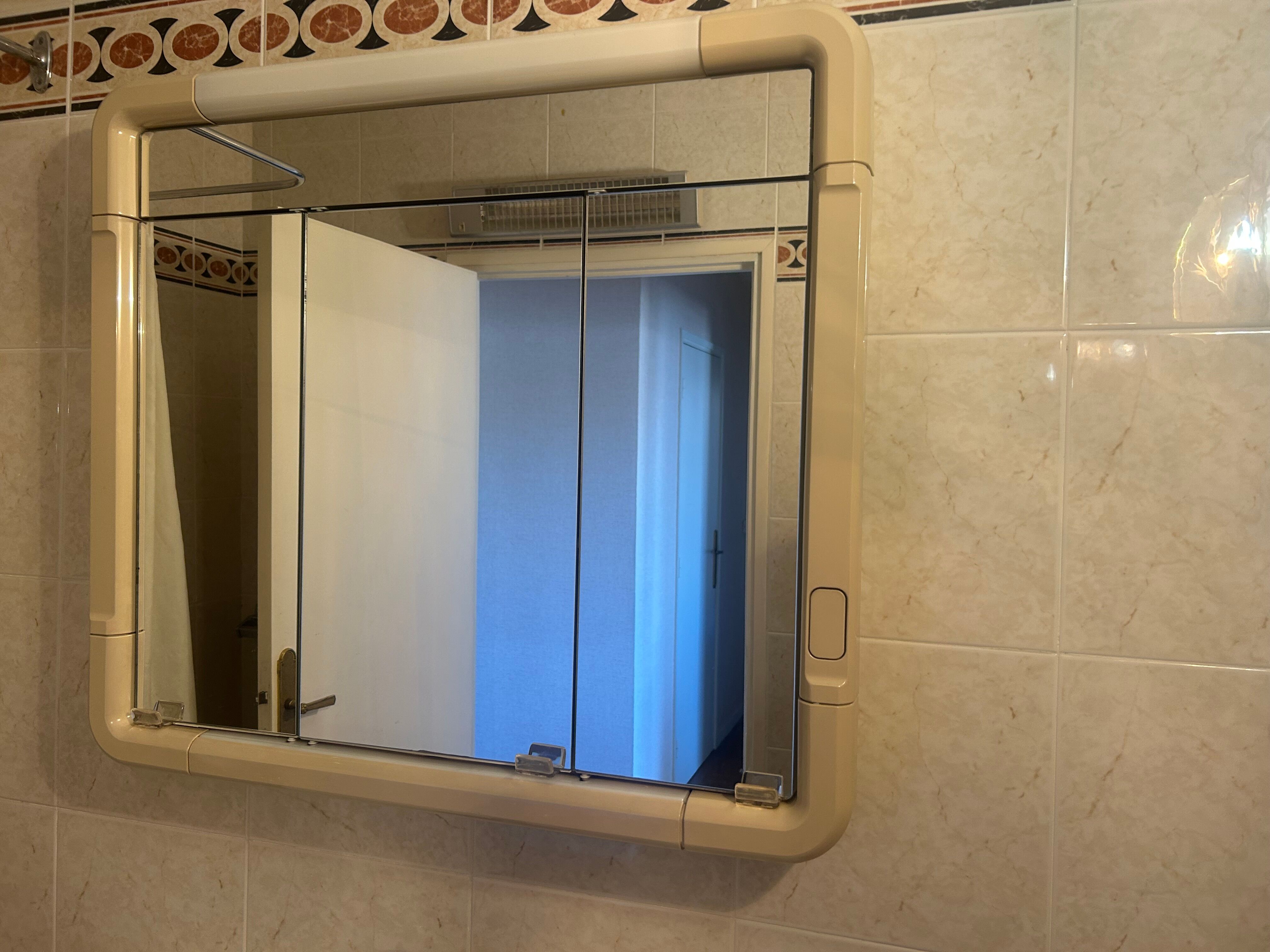 Allibert wall-mounted bathroom cabinet