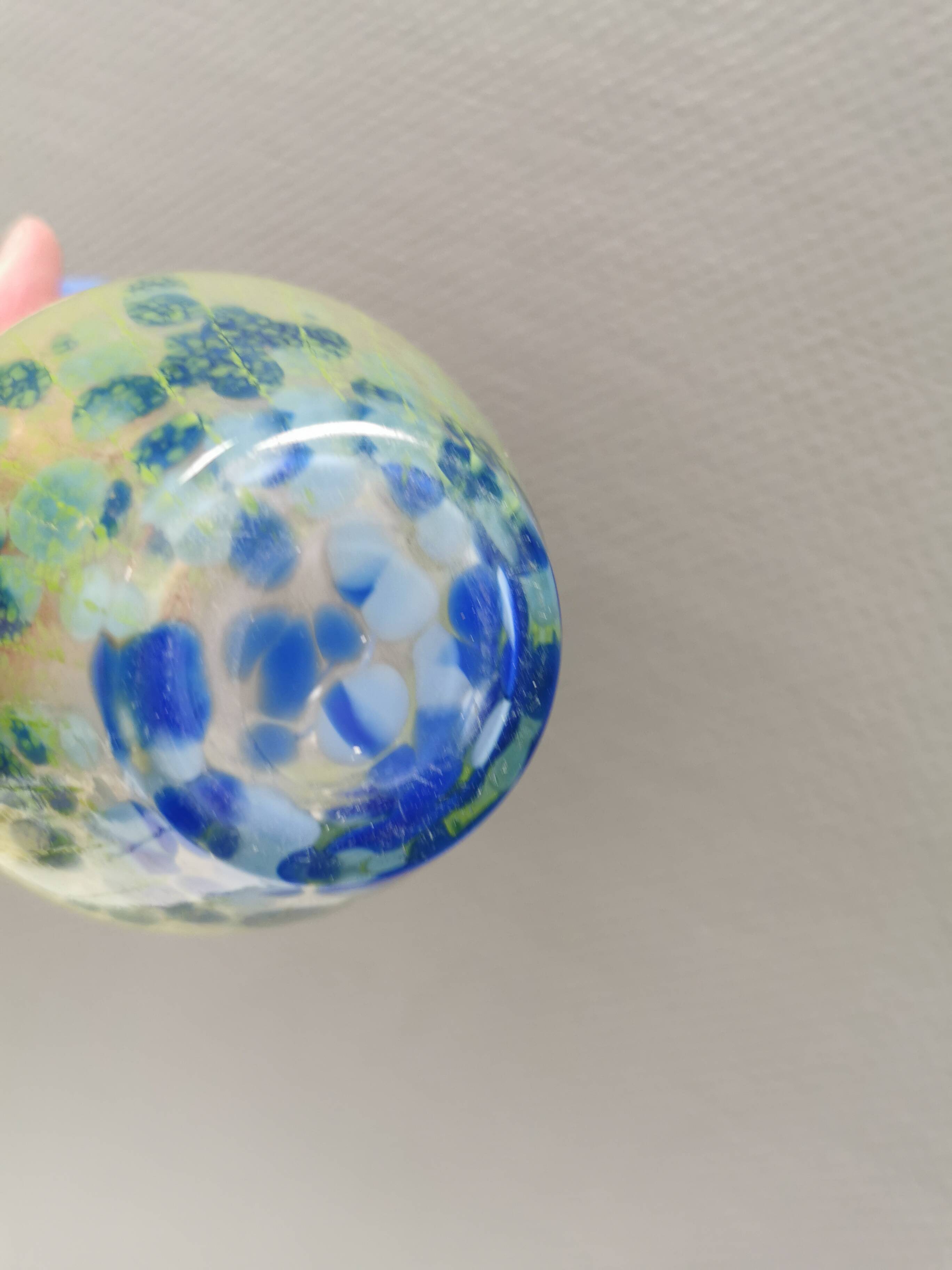 Vase conçu par Monica Backström pour Kosta Boda