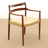 Scandinavian chair in rio rosewood