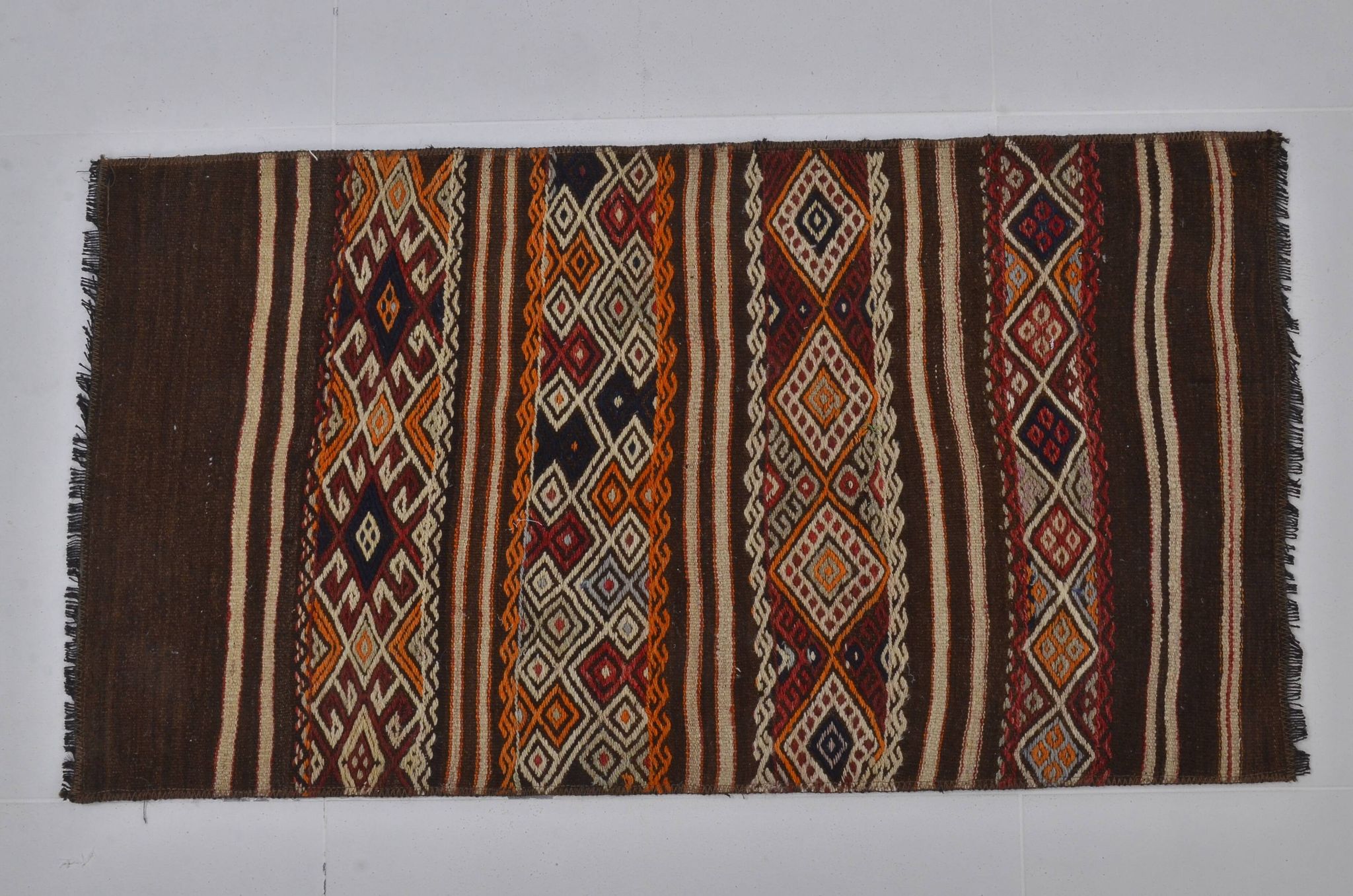 Tapis kilim décoratif anatolien vintage