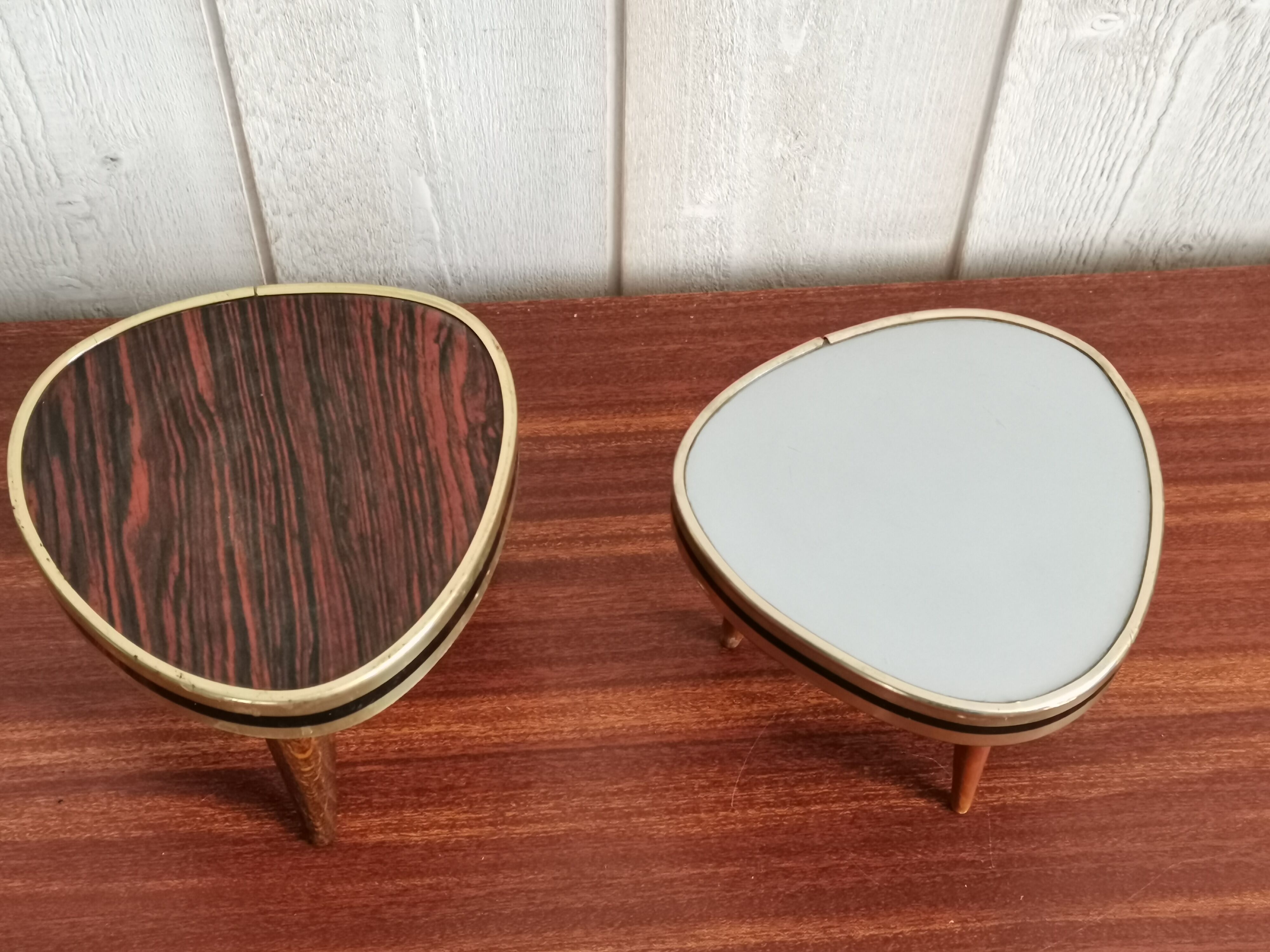 Set of 2 mini tripods plant door