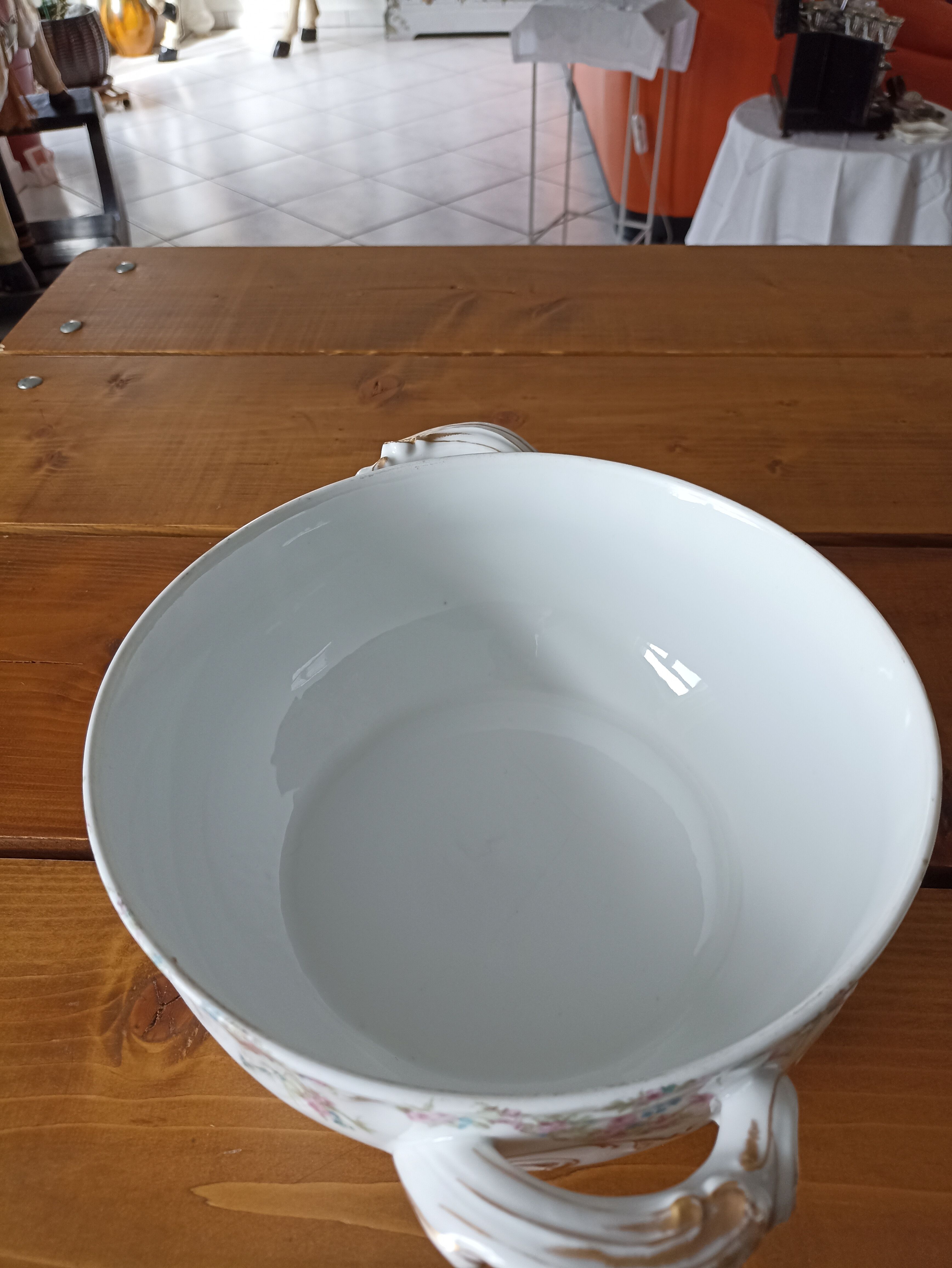 Romantic tureen, D&C Limoges France,