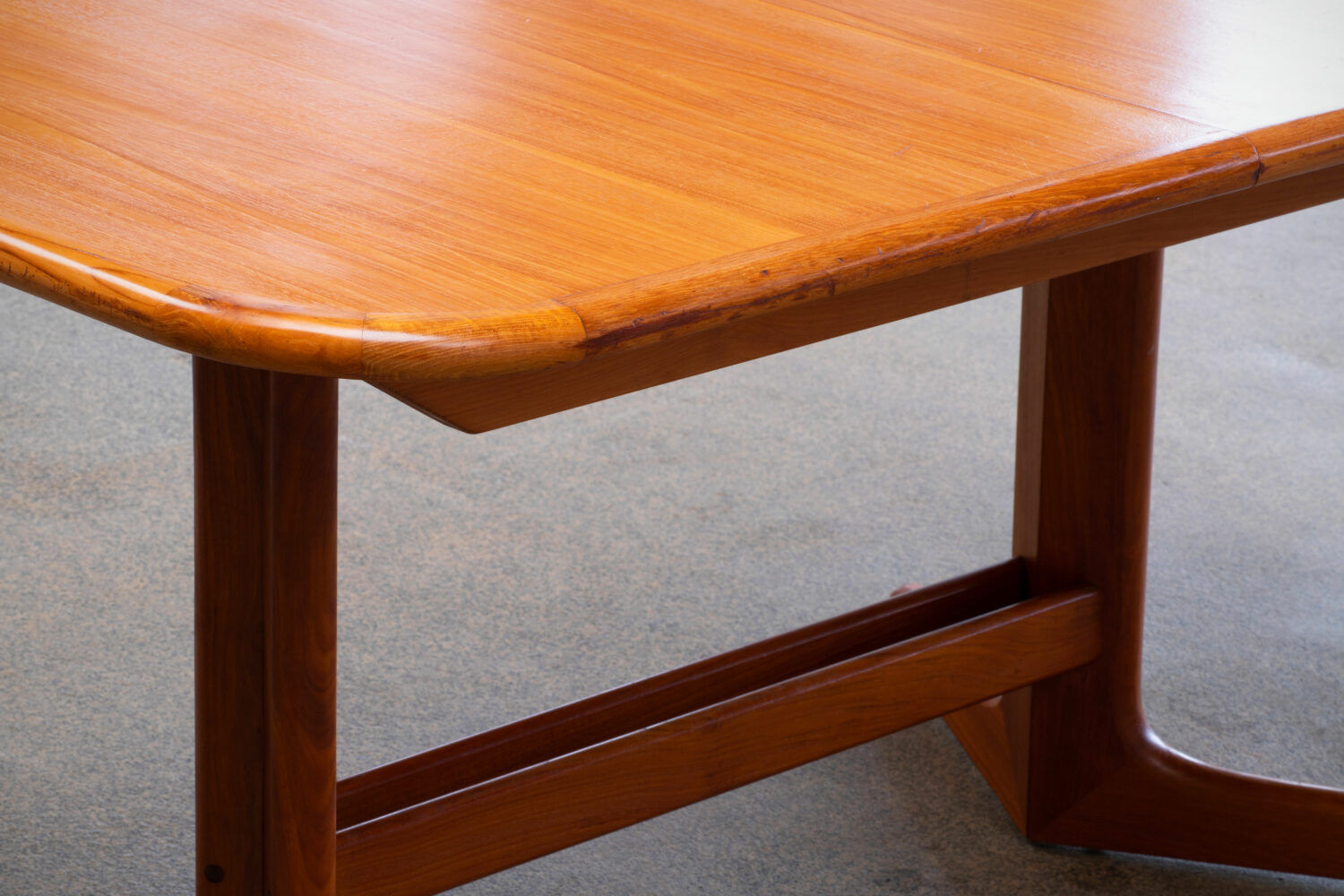Scandinavian table in teak 1960