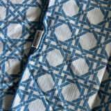 Tablecloth + napkins