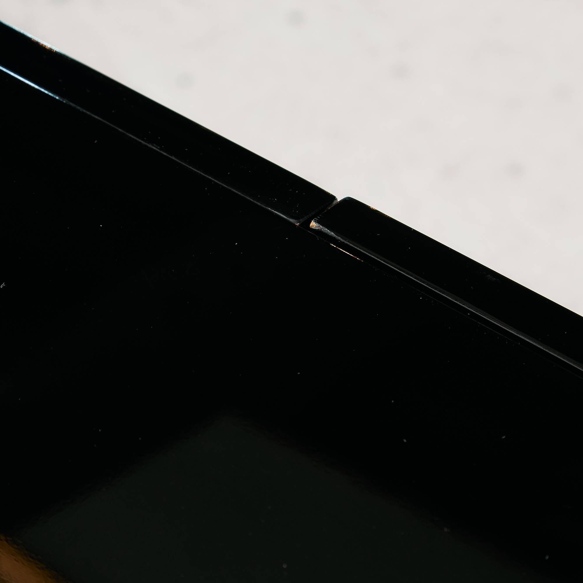 MK10909 High-gloss sideboard