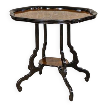 Table de thé ovale en noyer et placage, 1870