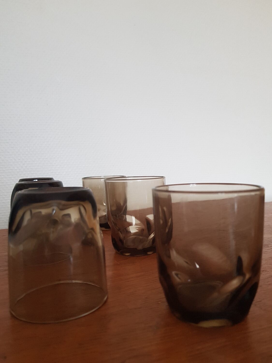 Set of 6 black glasses