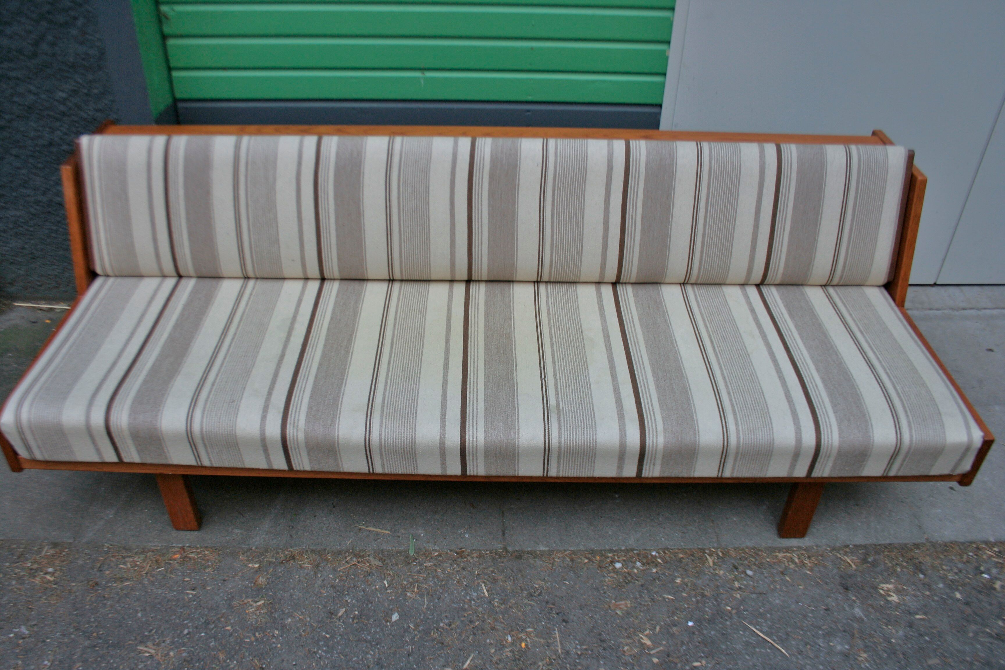 Canapé en chêne de Hans Wegner pour Getama, modell GE 258