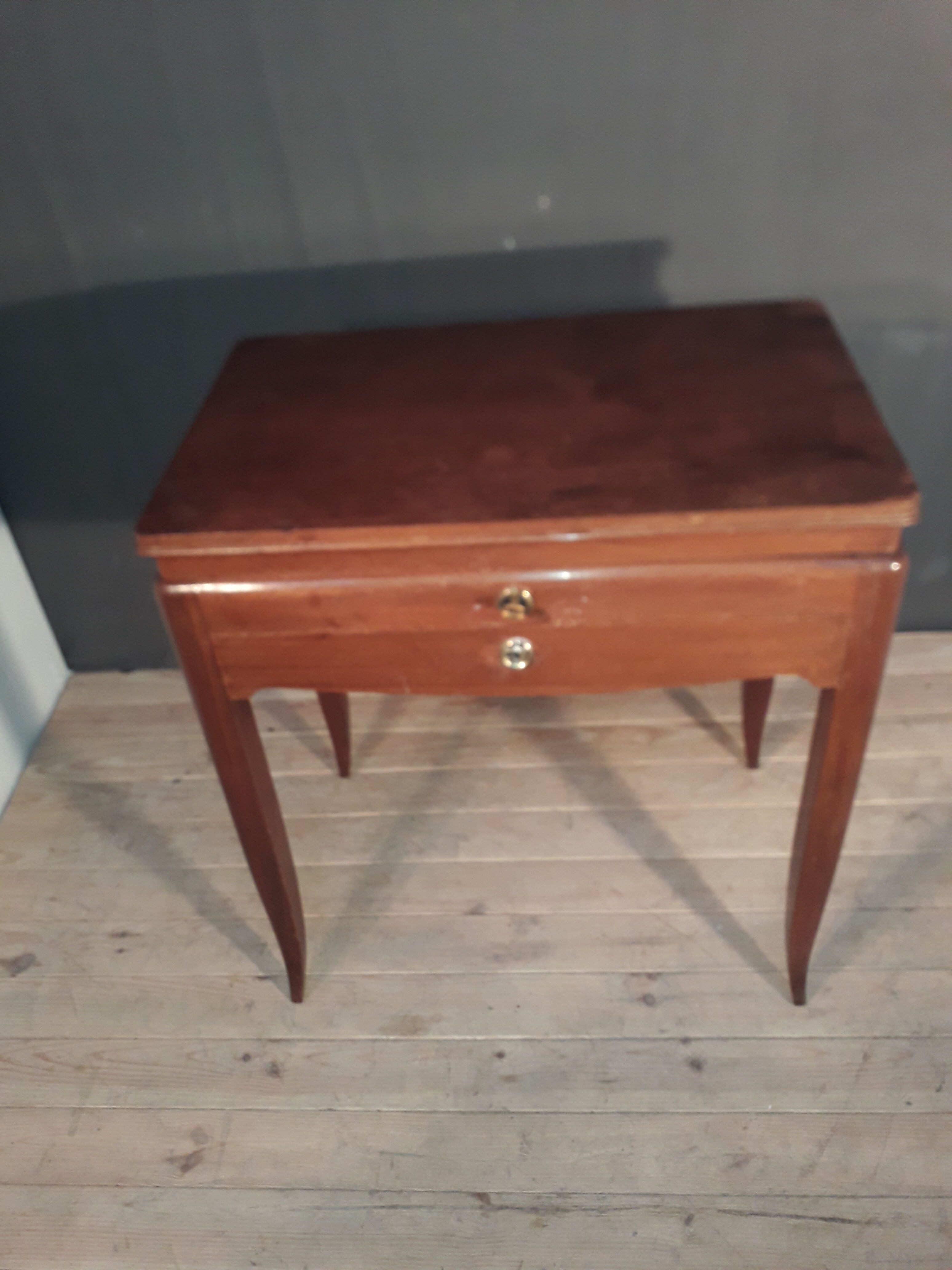 Year house table:40"