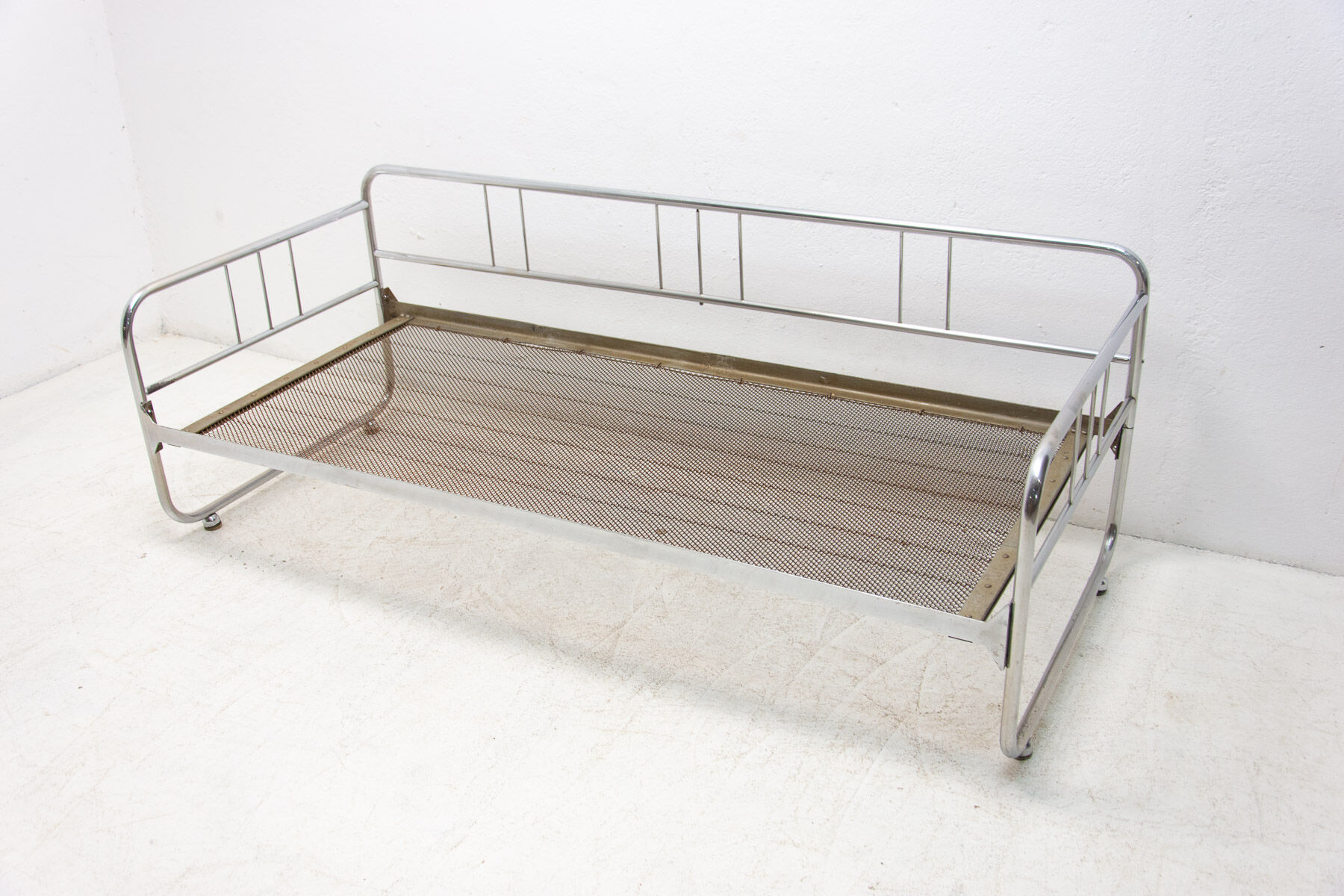 Canapé Bauhaus en acier tubulaire, années 1930, bohême
