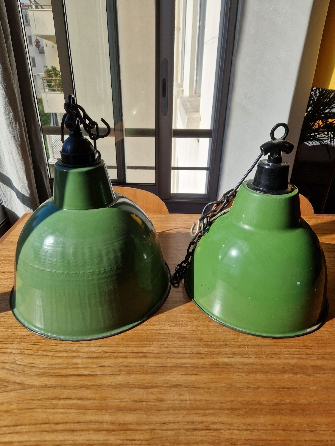 2 industrial suspensions