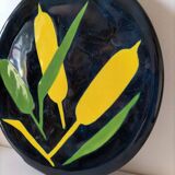Decorative ceramic dish