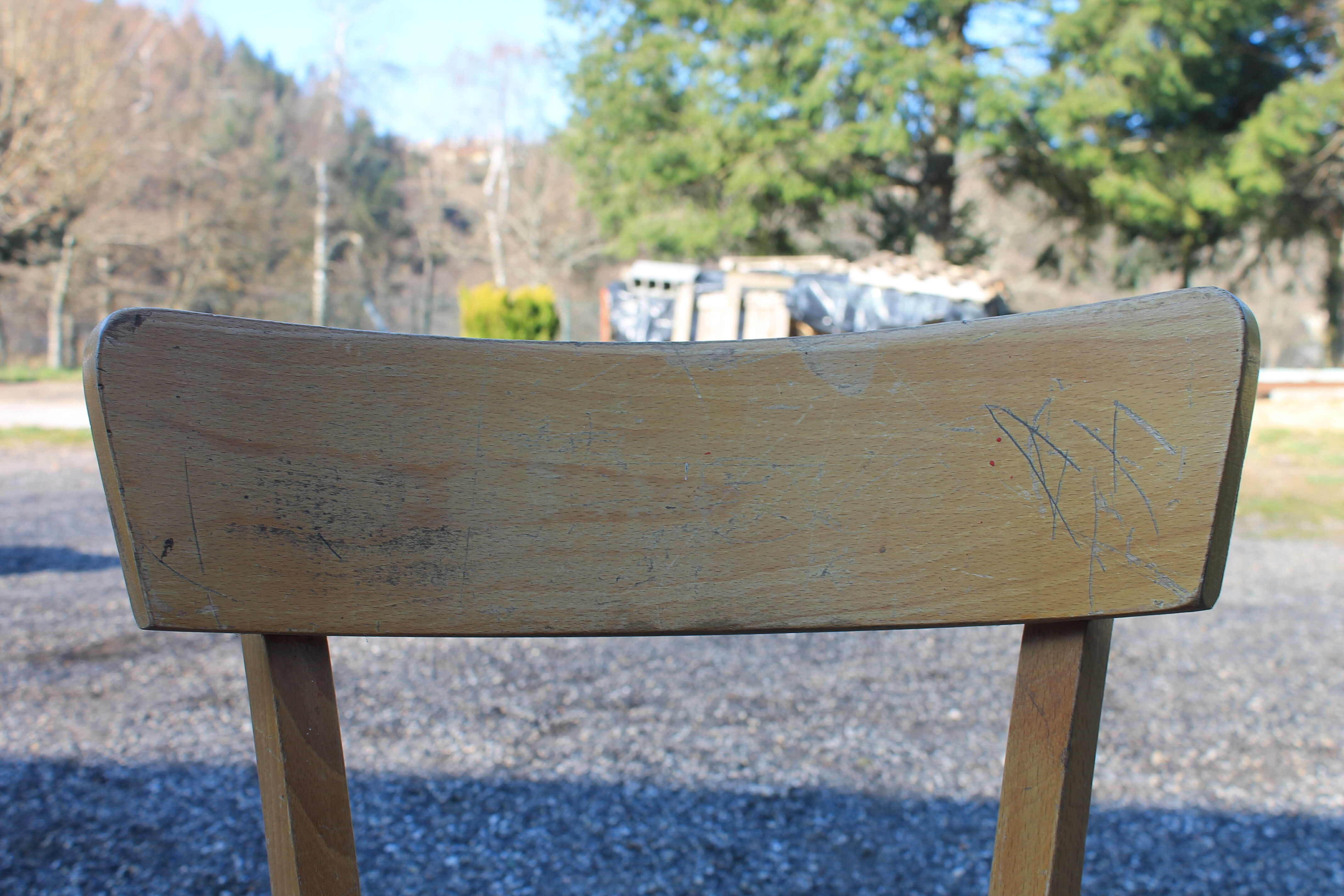 Set 10 community chairs