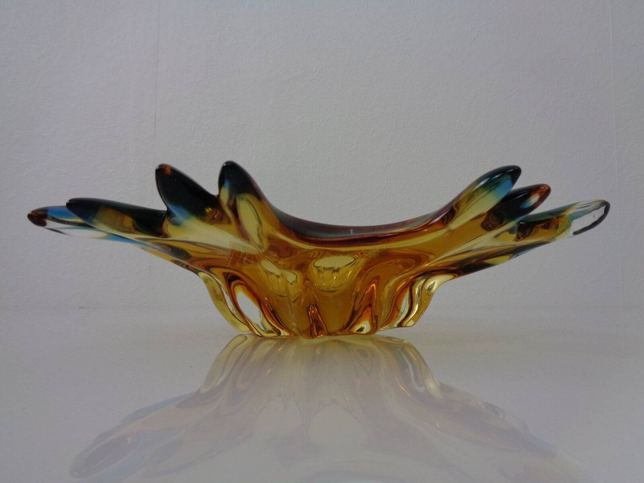 Sommerso Murano Glass Bowl, Italy, 1960s