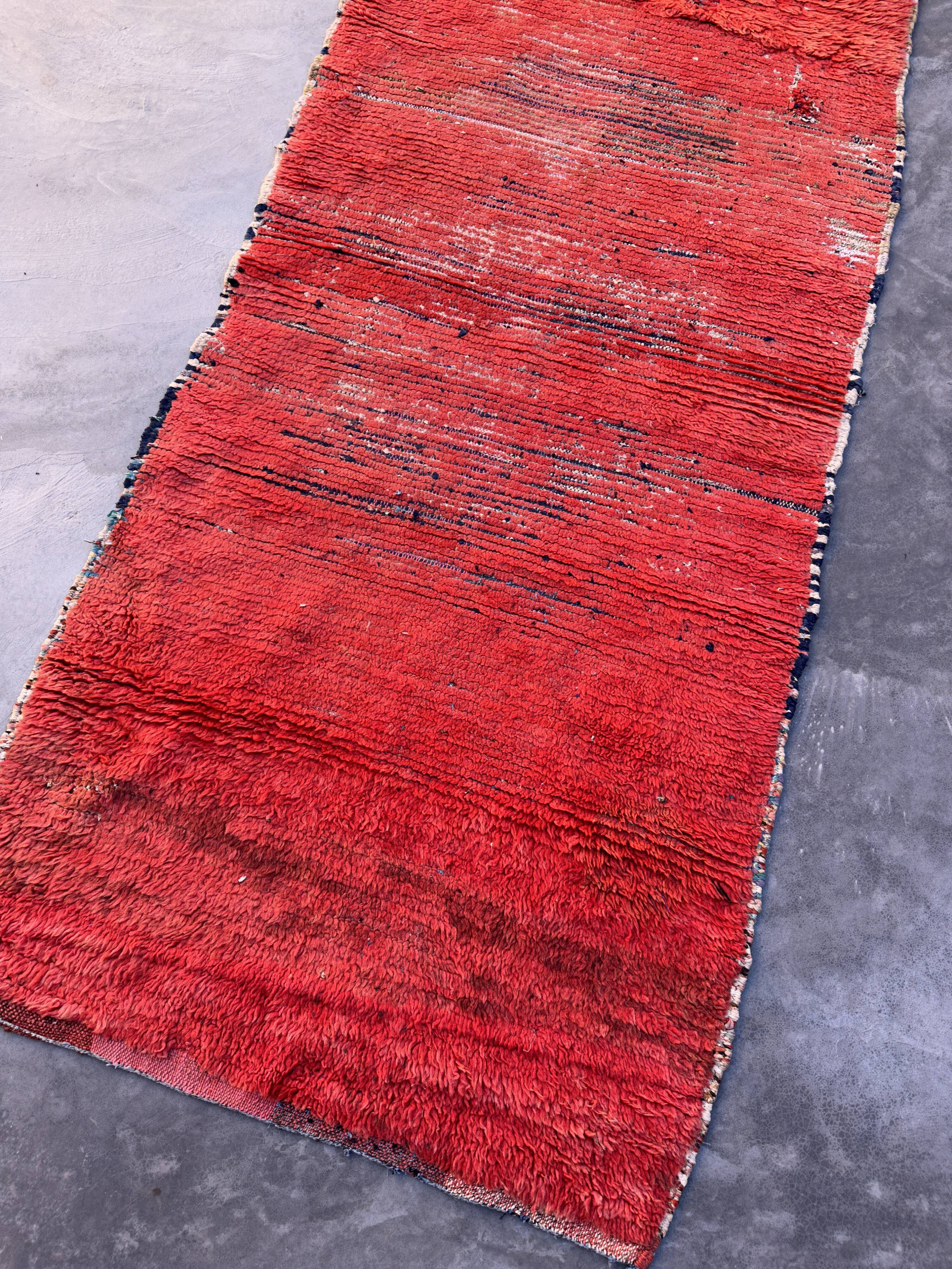 Moroccan rug Beni M'Guild red - 225 x 104 cm